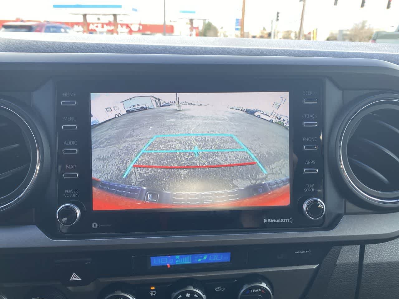 Thumbnail: 2022 Toyota Tacoma - 17