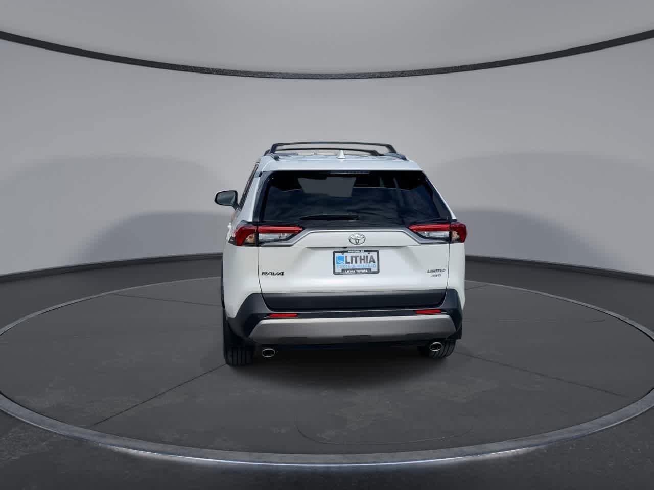 Thumbnail: 2022 Toyota RAV4 - 7