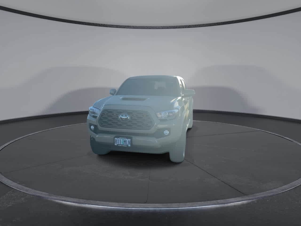 Thumbnail: 2020 Toyota Tacoma - 3