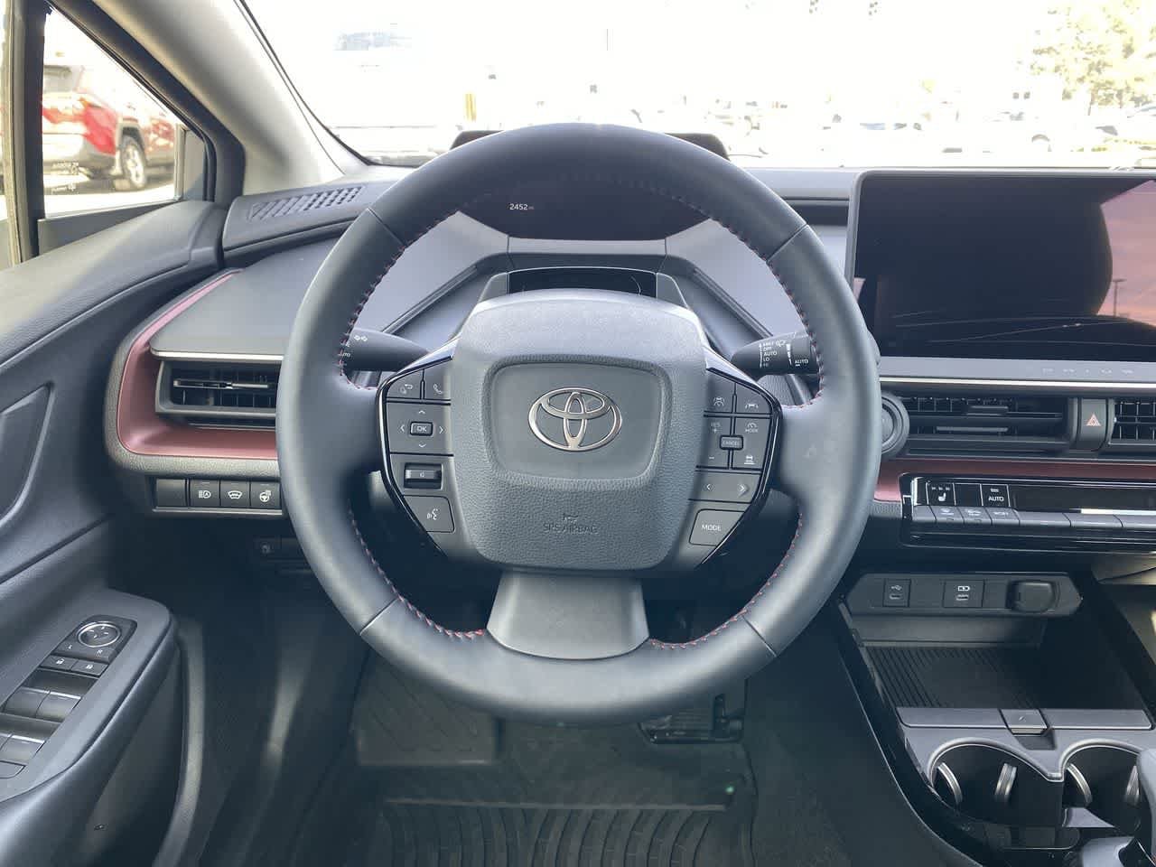 Thumbnail: 2024 Toyota Prius Prime - 14