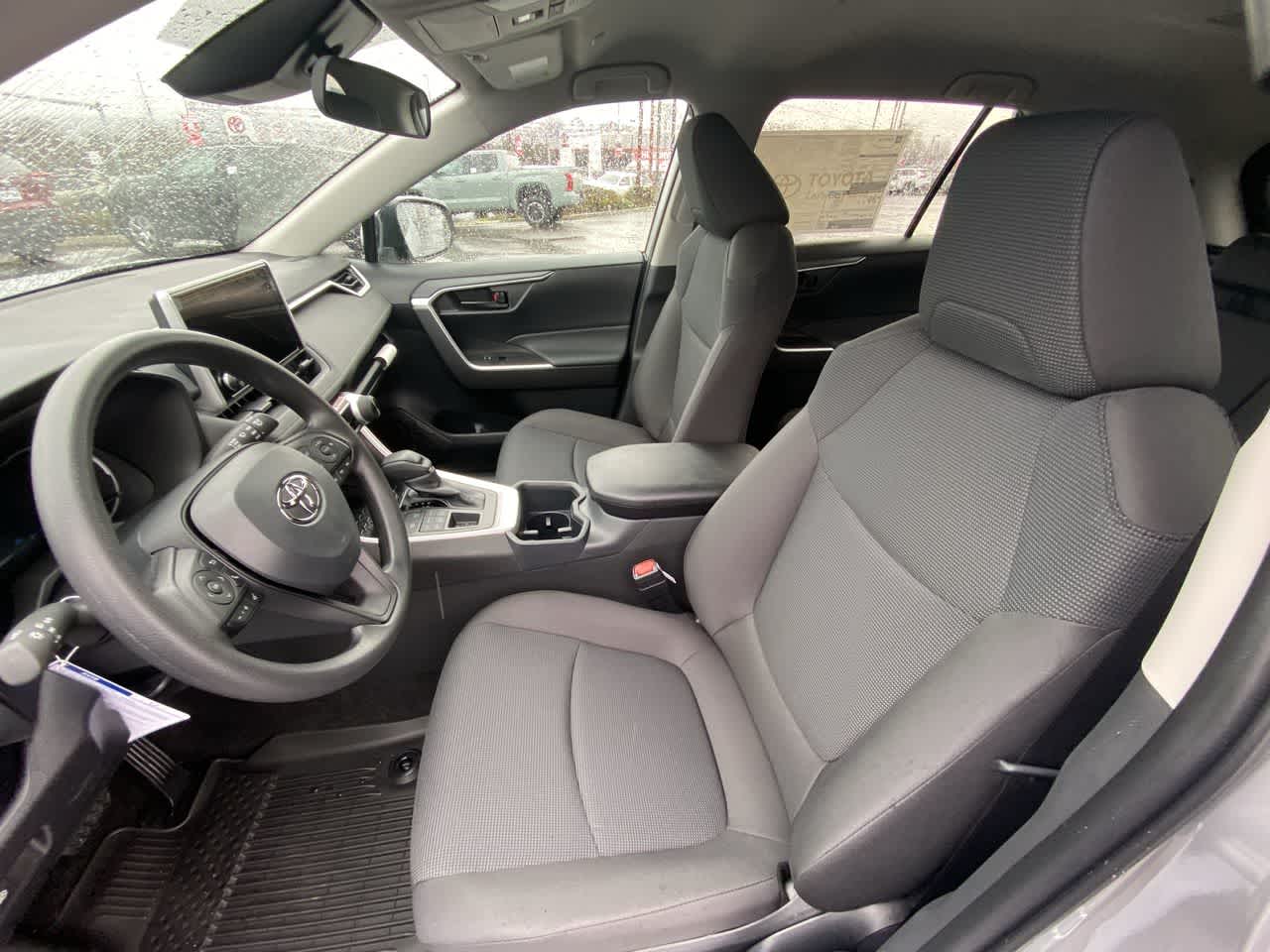 Thumbnail: 2025 Toyota RAV4 - 11