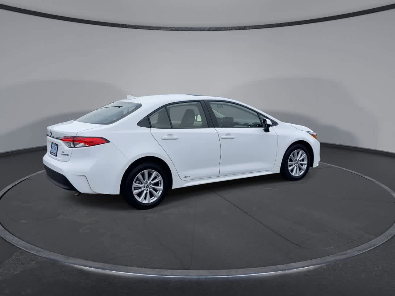 Thumbnail: 2023 Toyota Corolla - 9