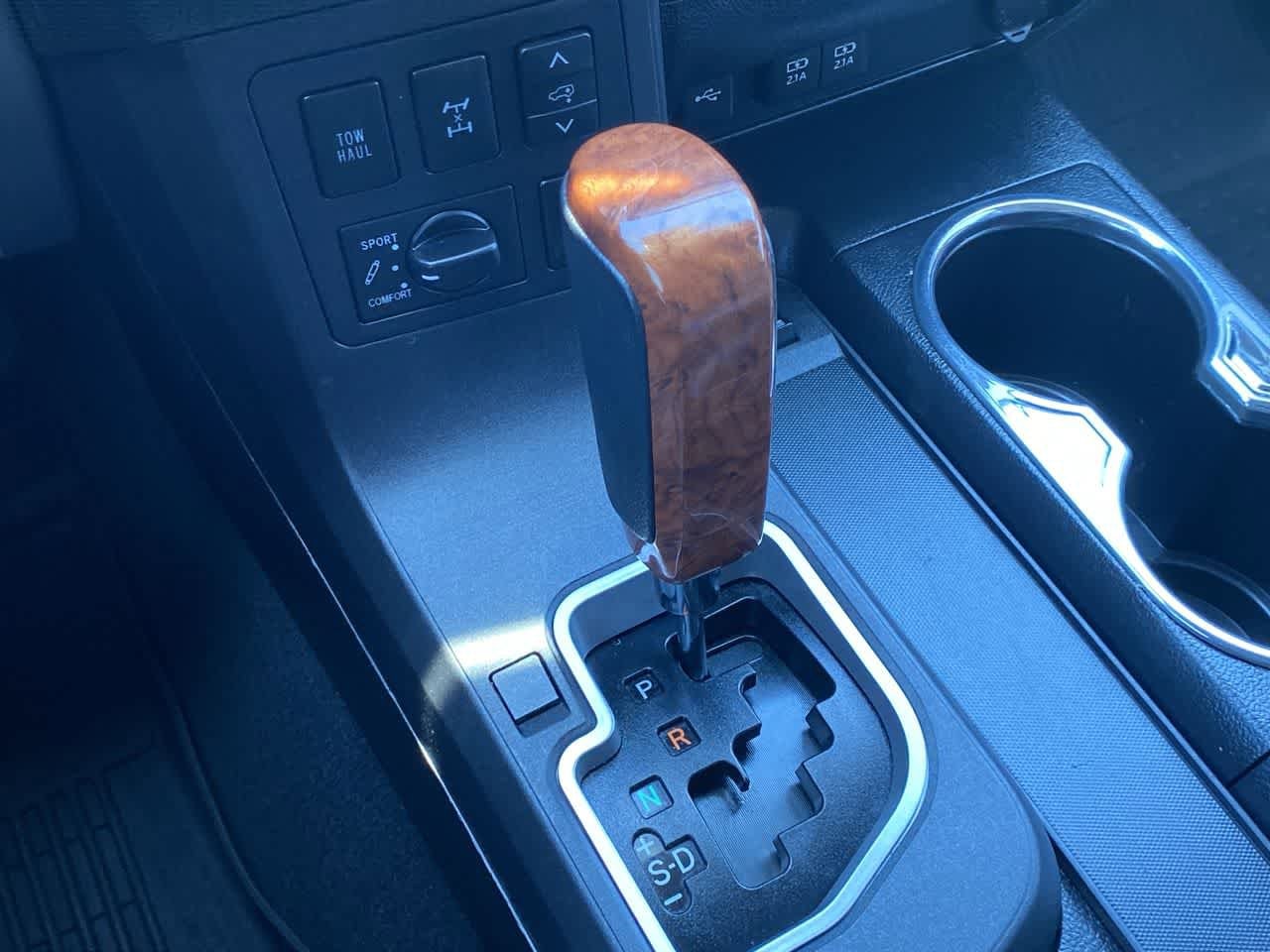 Thumbnail: 2020 Toyota Sequoia - 20