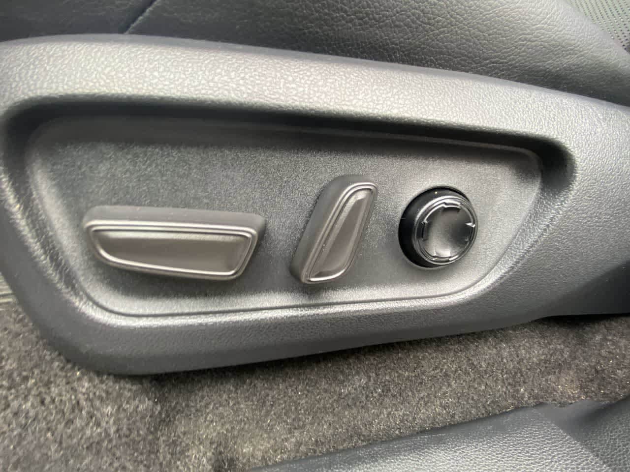 Thumbnail: 2025 Toyota 4Runner - 12