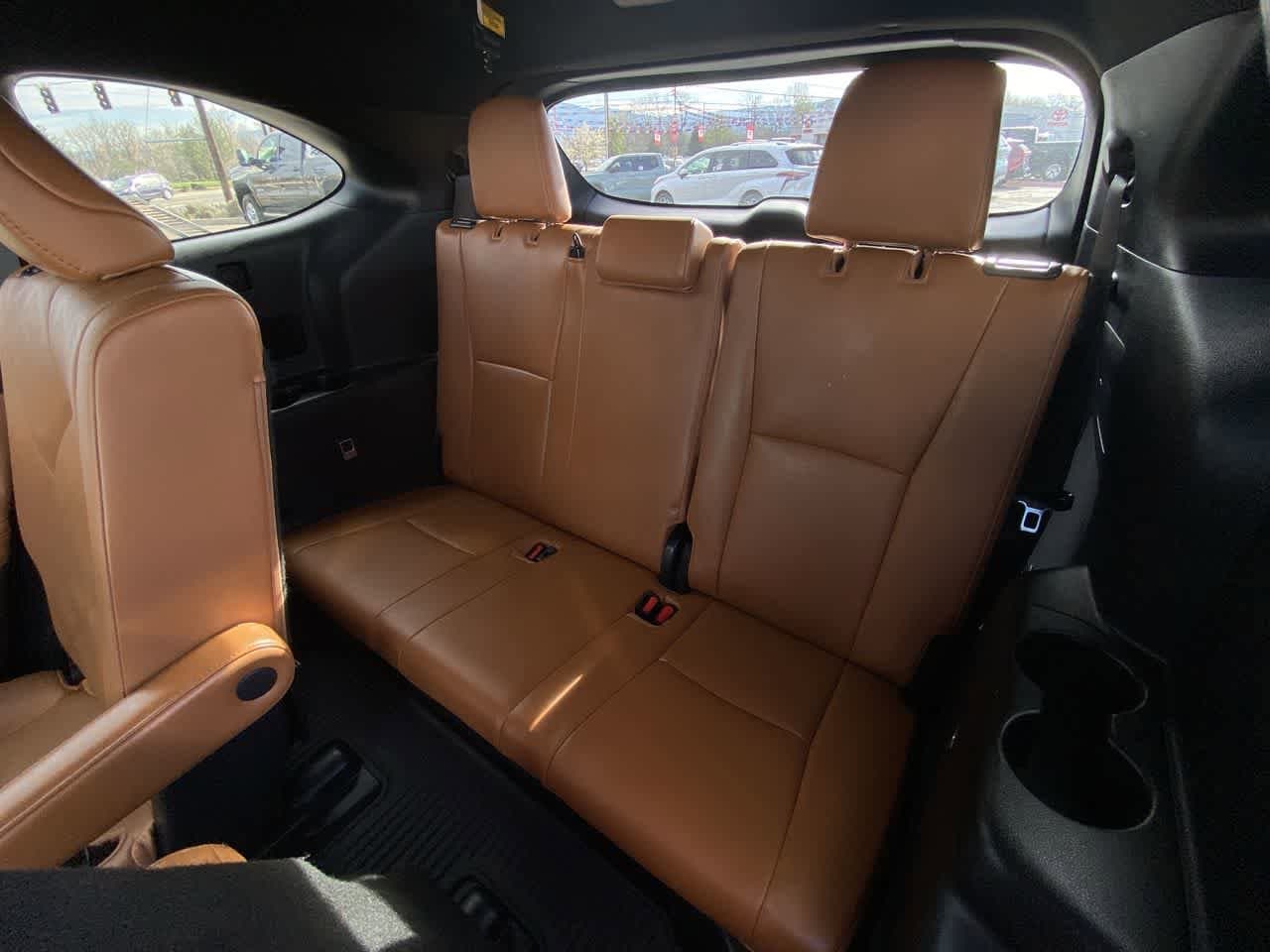 Thumbnail: 2021 Toyota Highlander - 24