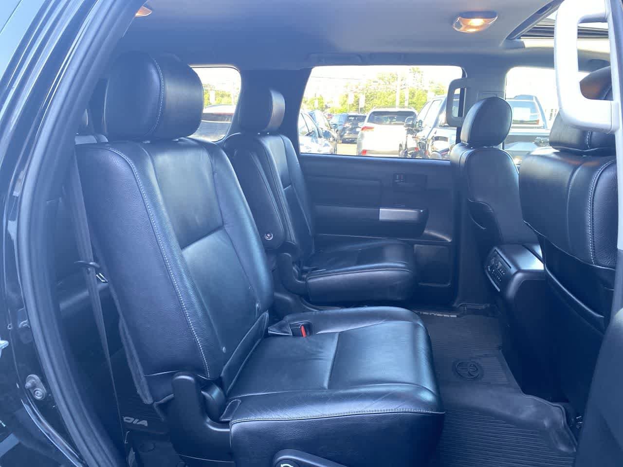 Thumbnail: 2019 Toyota Sequoia - 23