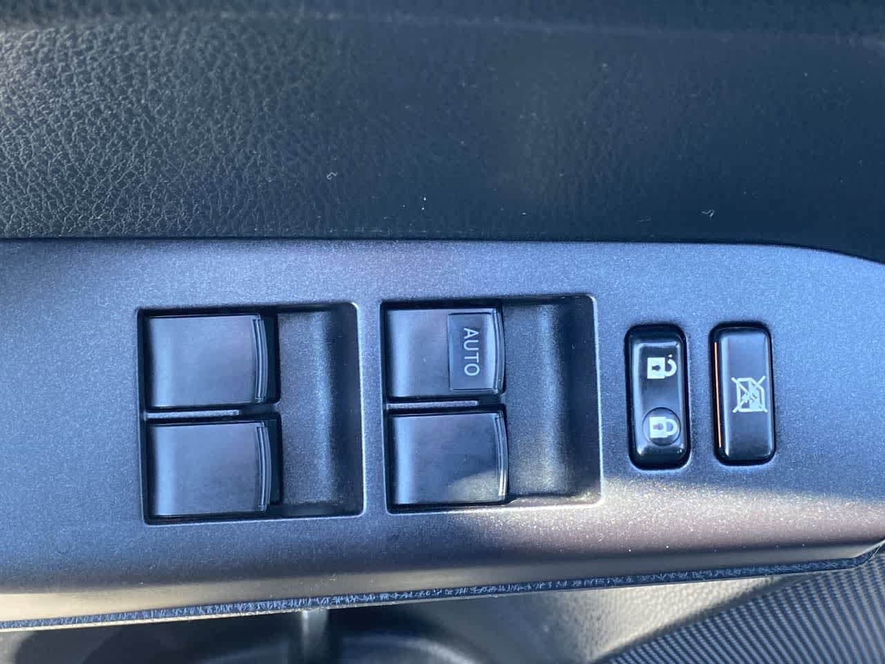 Thumbnail: 2016 Toyota RAV4 - 13