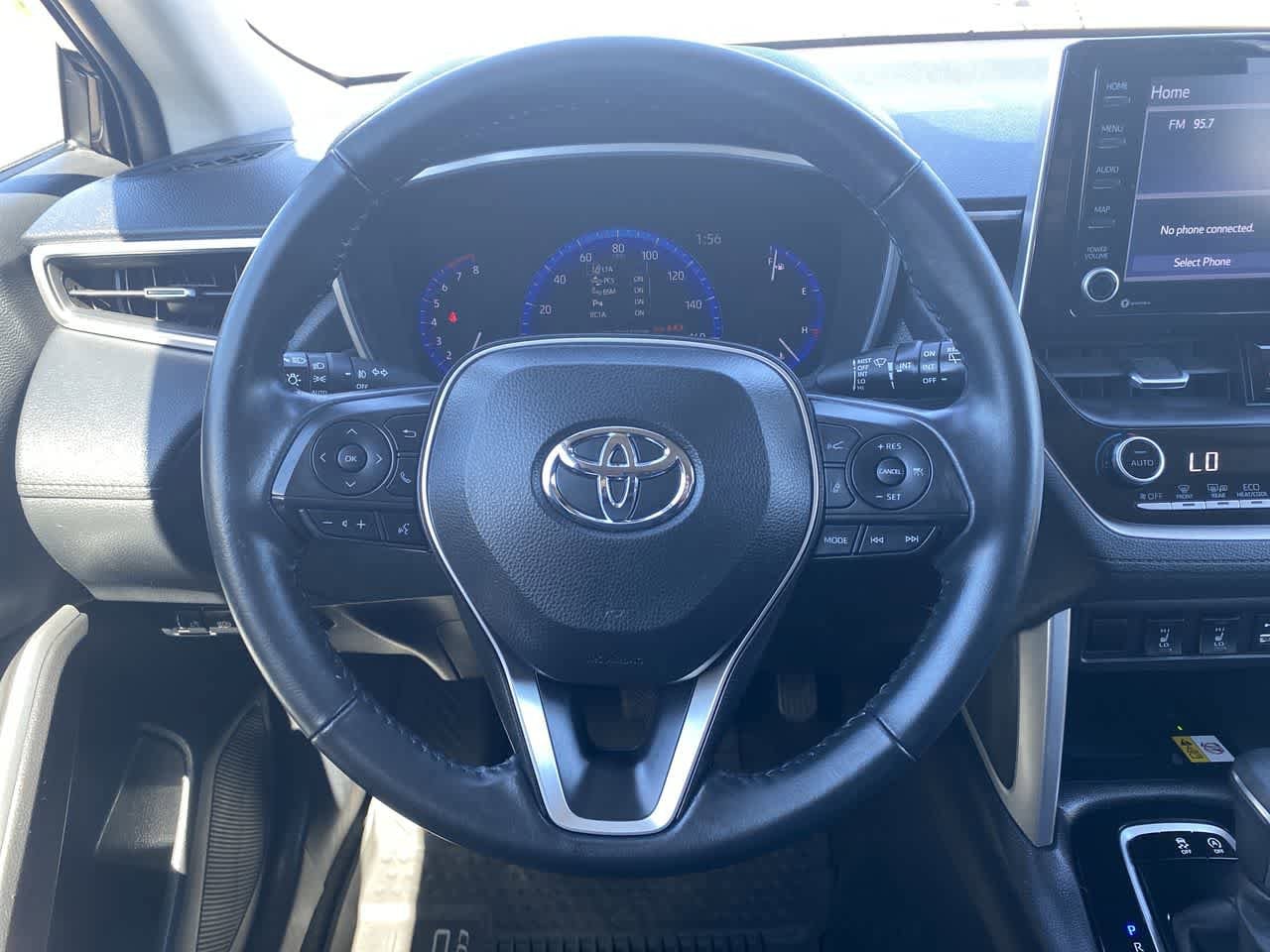 Thumbnail: 2022 Toyota Corolla Cross - 14