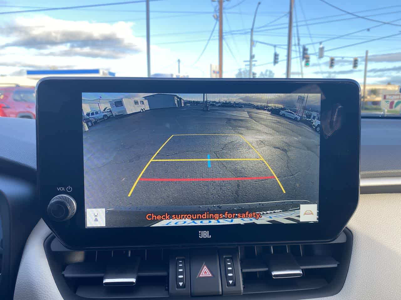 Thumbnail: 2025 Toyota RAV4 - 17