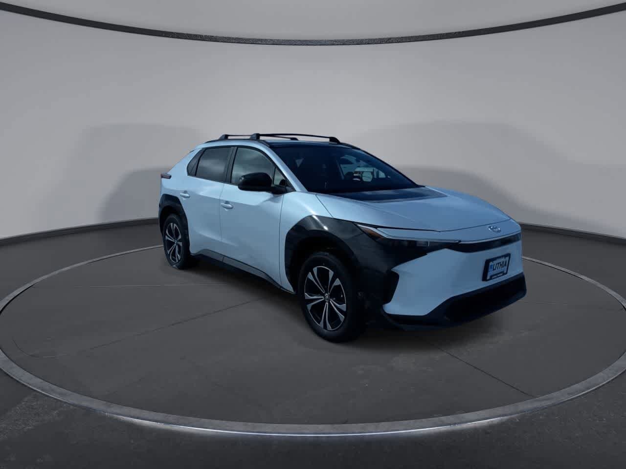 Thumbnail: 2025 Toyota bZ4X - 2