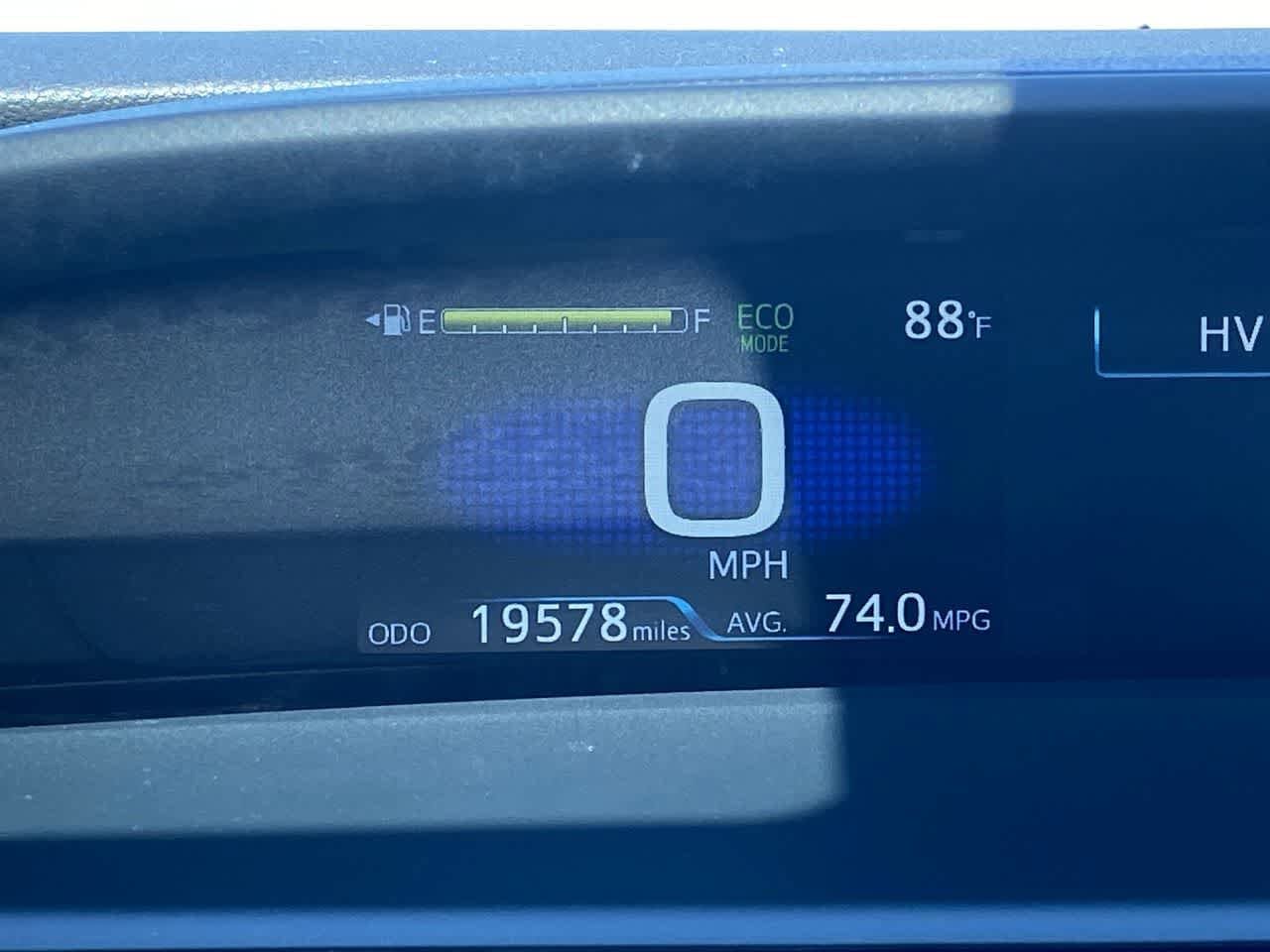Thumbnail: 2022 Toyota Prius Prime - 15