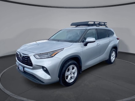 2022 Toyota Highlander LE SUV