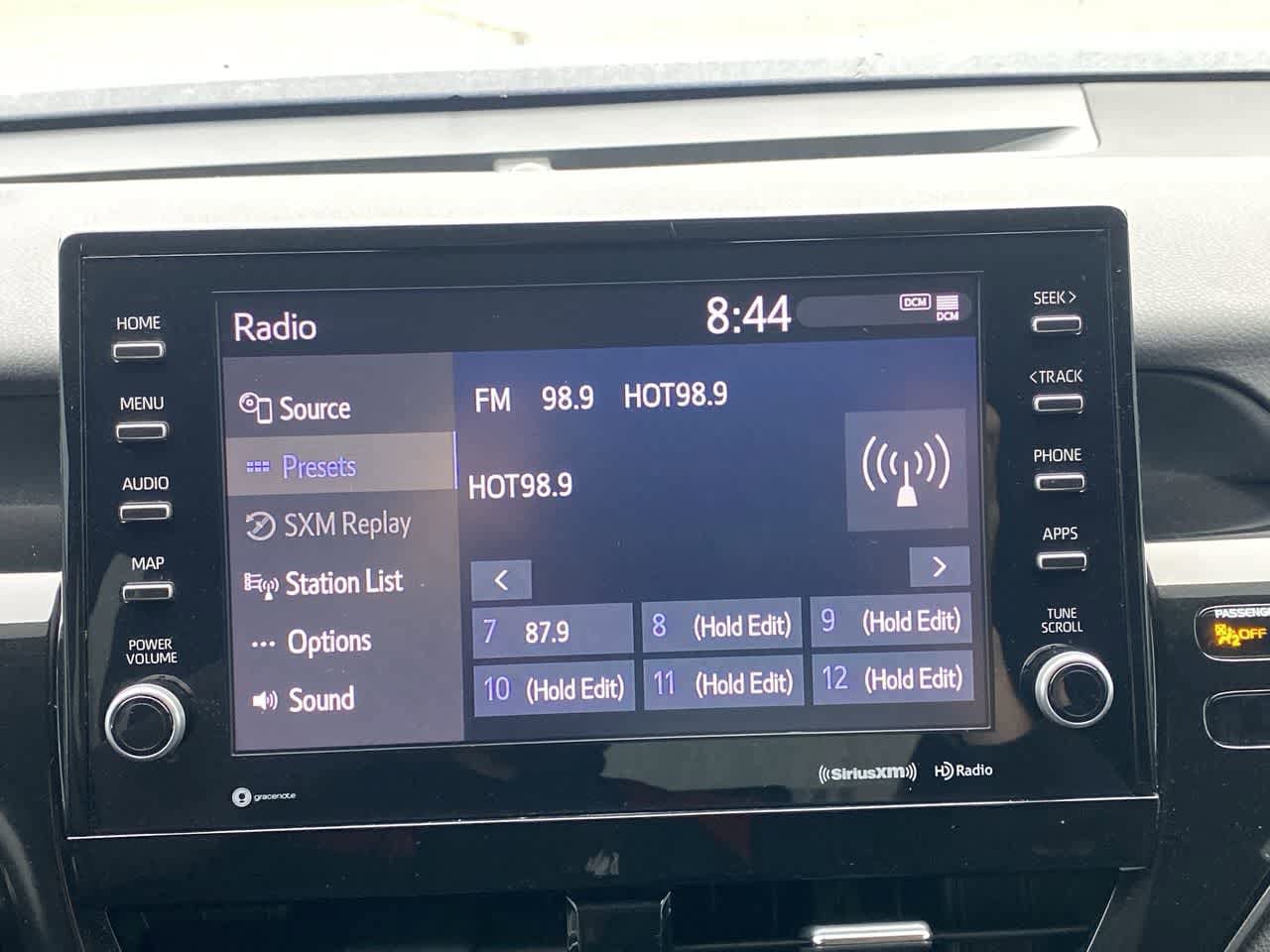 Thumbnail: 2022 Toyota Camry - 16