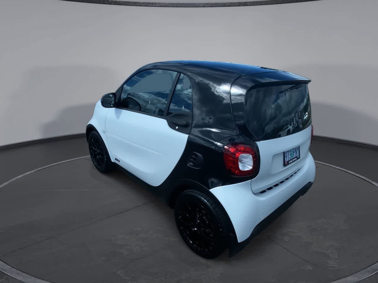2018 smart fortwo  6