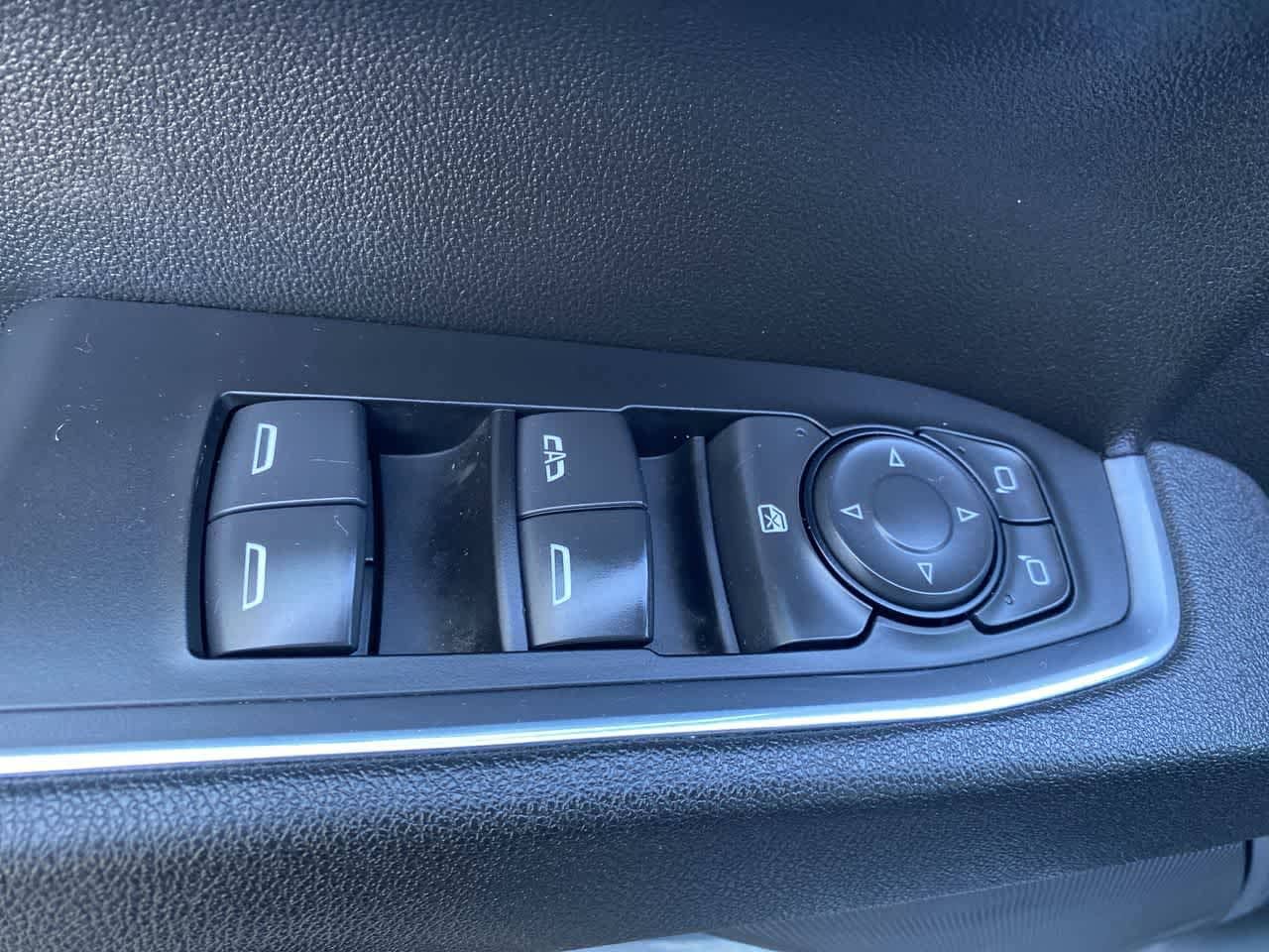 Thumbnail: 2025 Chevrolet Silverado 1500 - 13