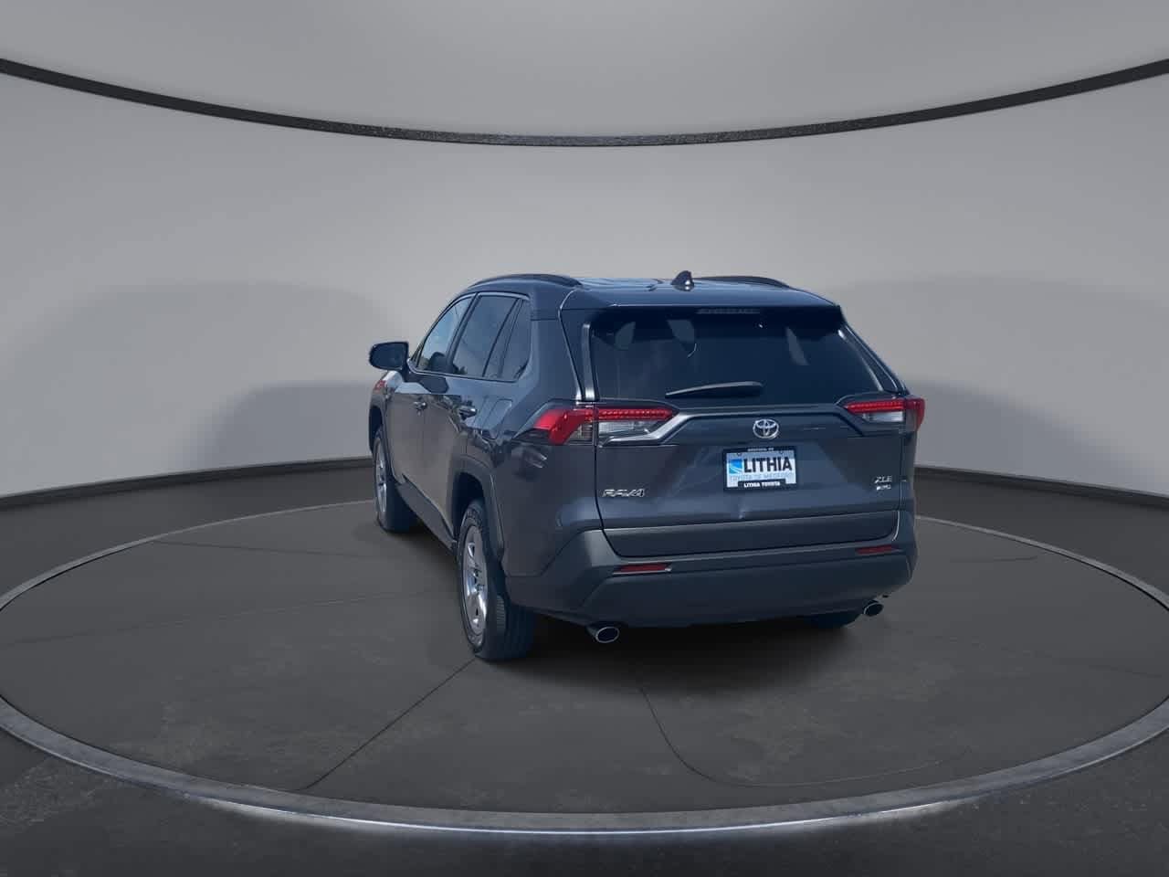 Thumbnail: 2024 Toyota RAV4 - 8