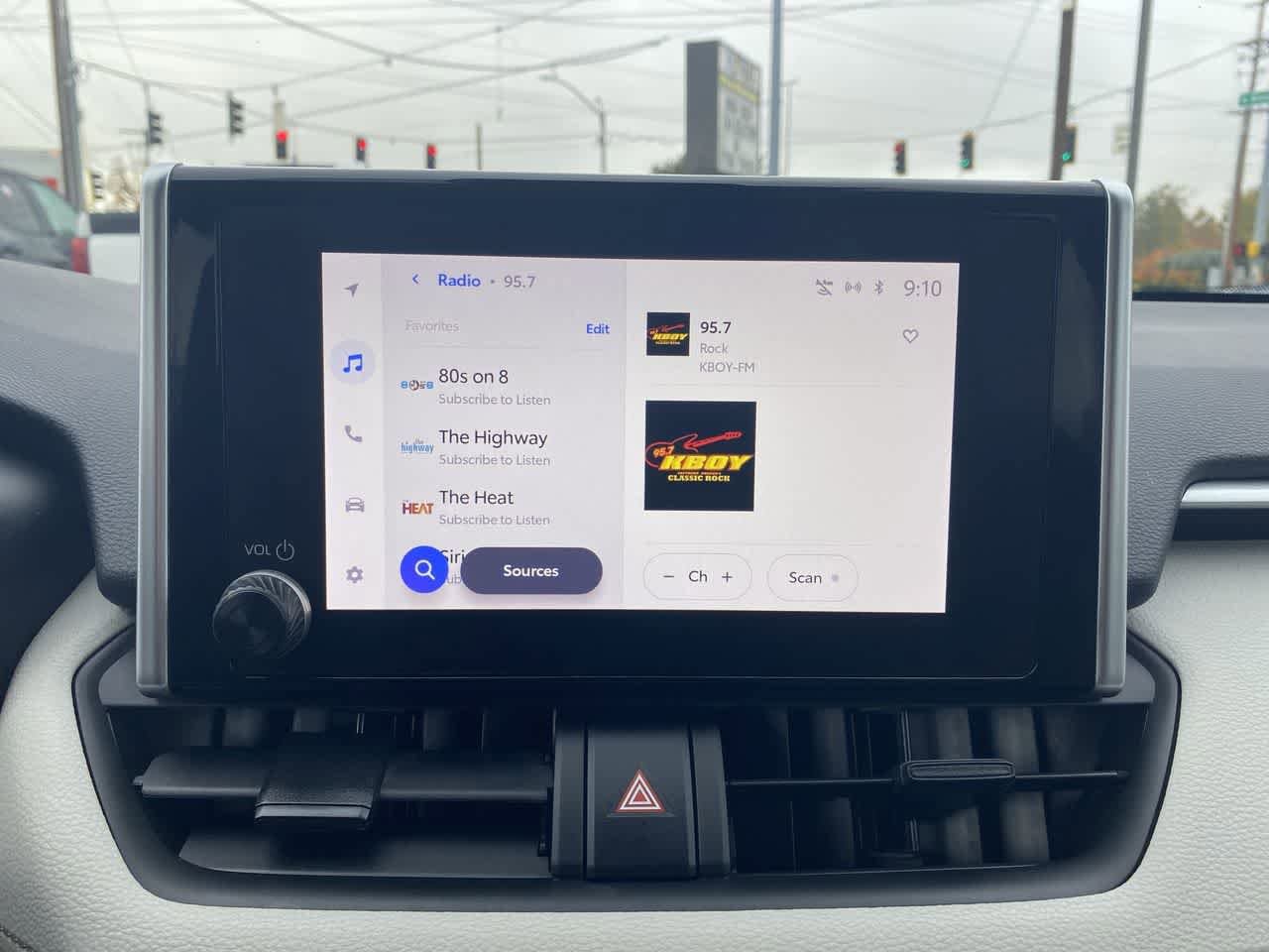 Thumbnail: 2023 Toyota RAV4 - 16