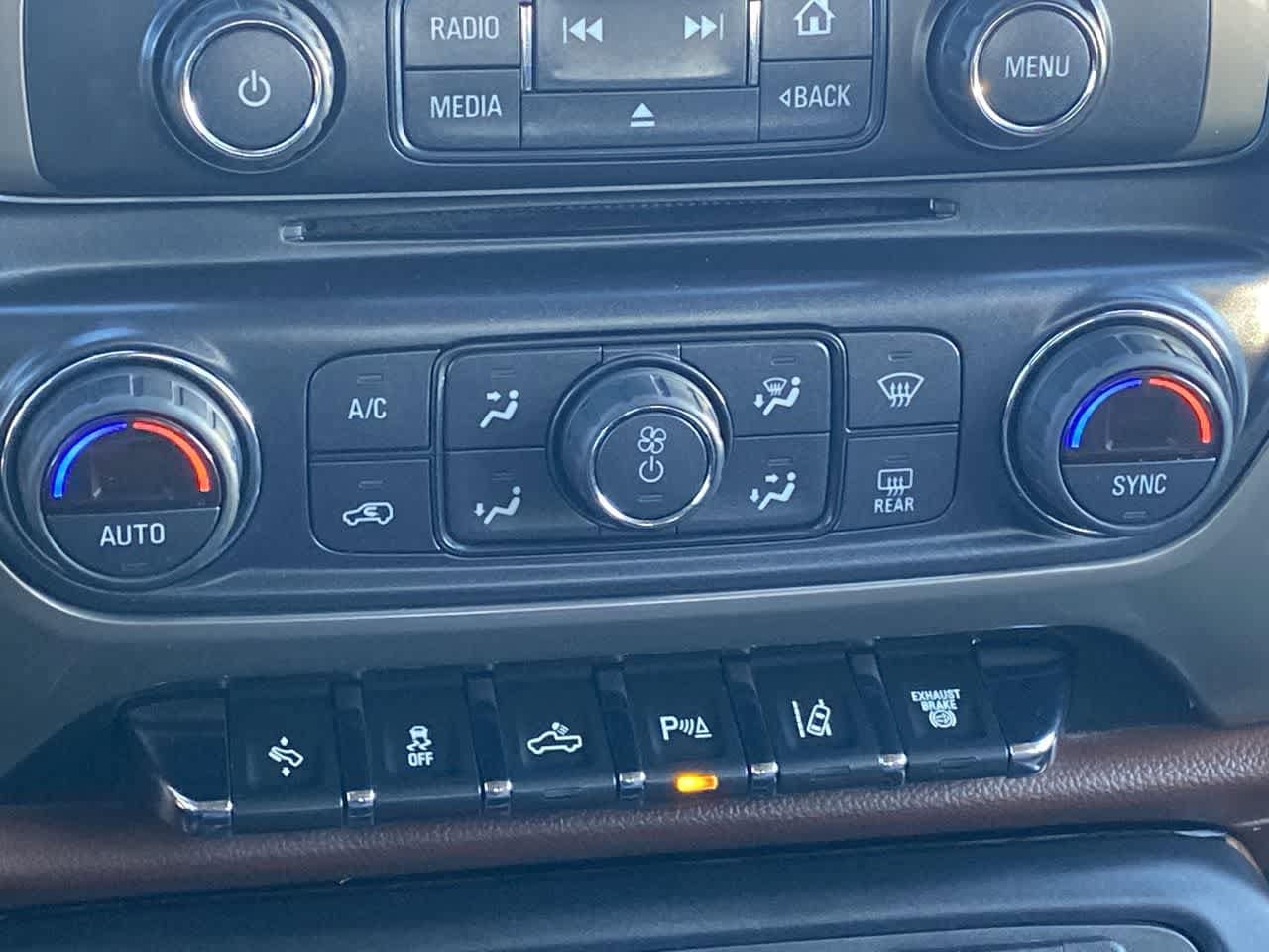 Thumbnail: 2019 Chevrolet Silverado 2500 - 19