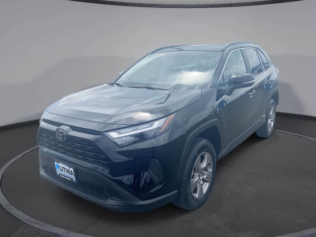 2025 Toyota RAV4 Hybrid XLE AWD's photo