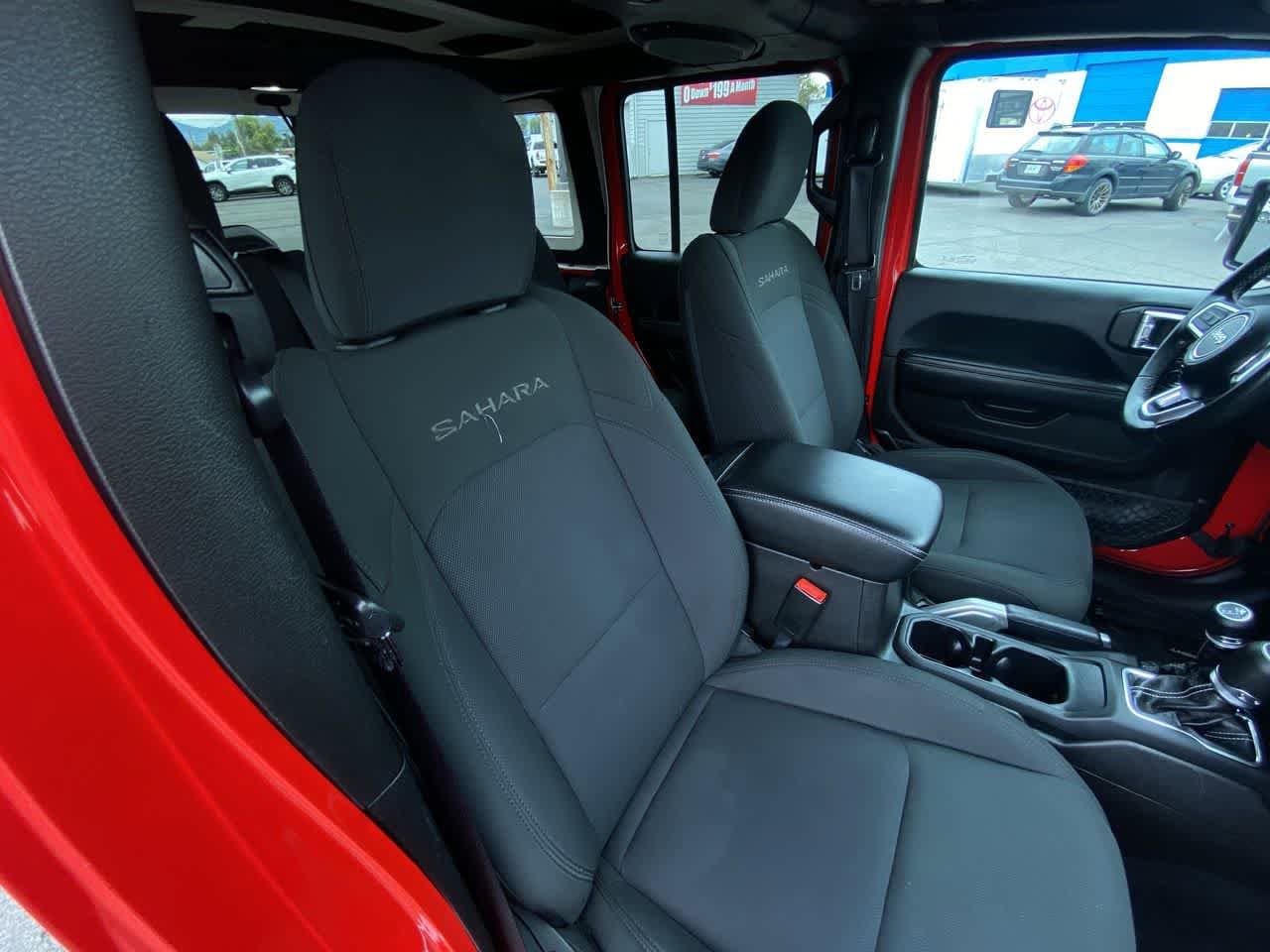 Thumbnail: 2018 Jeep Wrangler - 23
