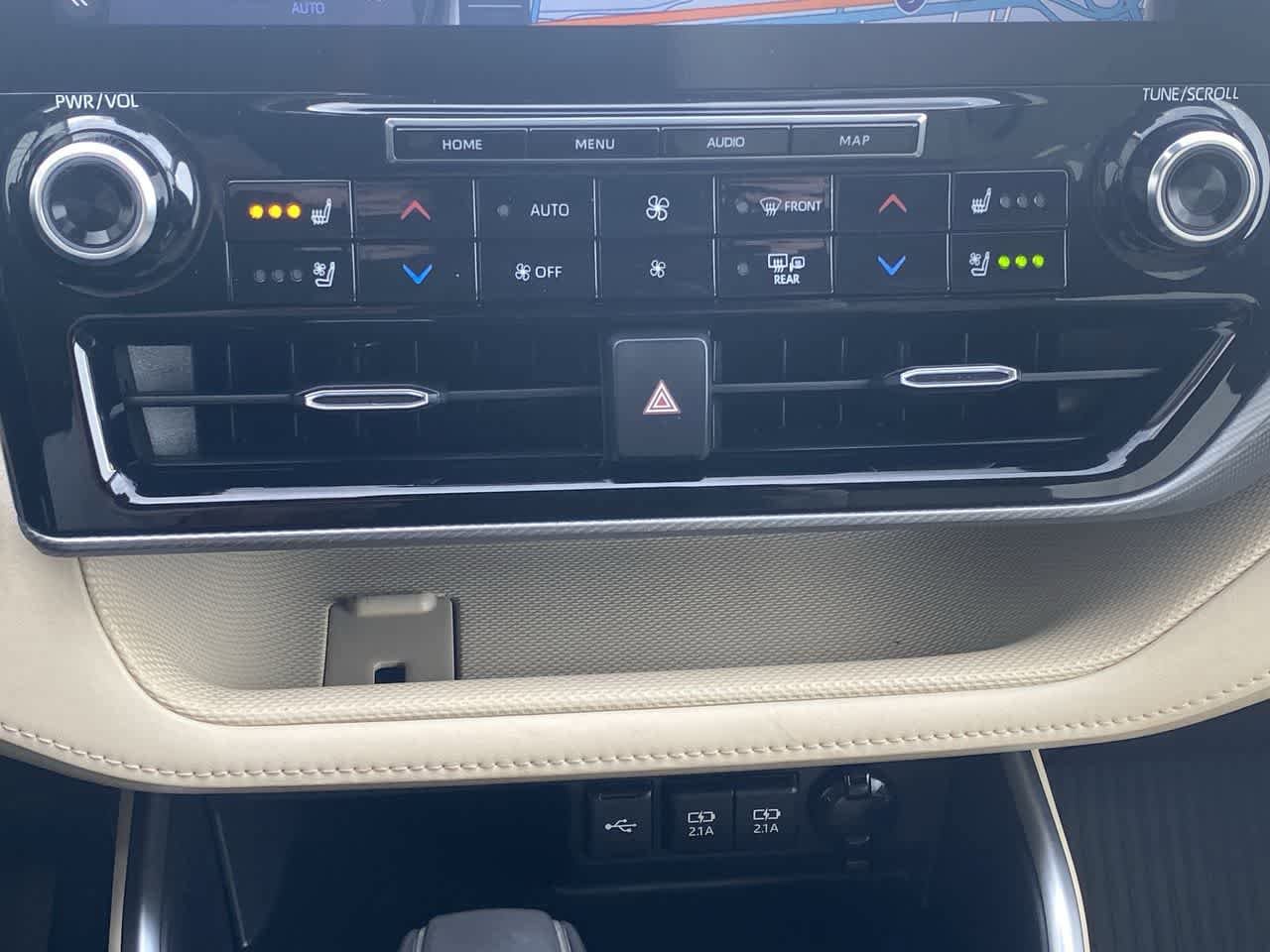 Thumbnail: 2020 Toyota Highlander - 19