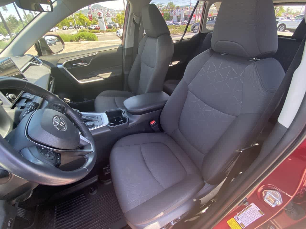 Thumbnail: 2023 Toyota RAV4 - 11