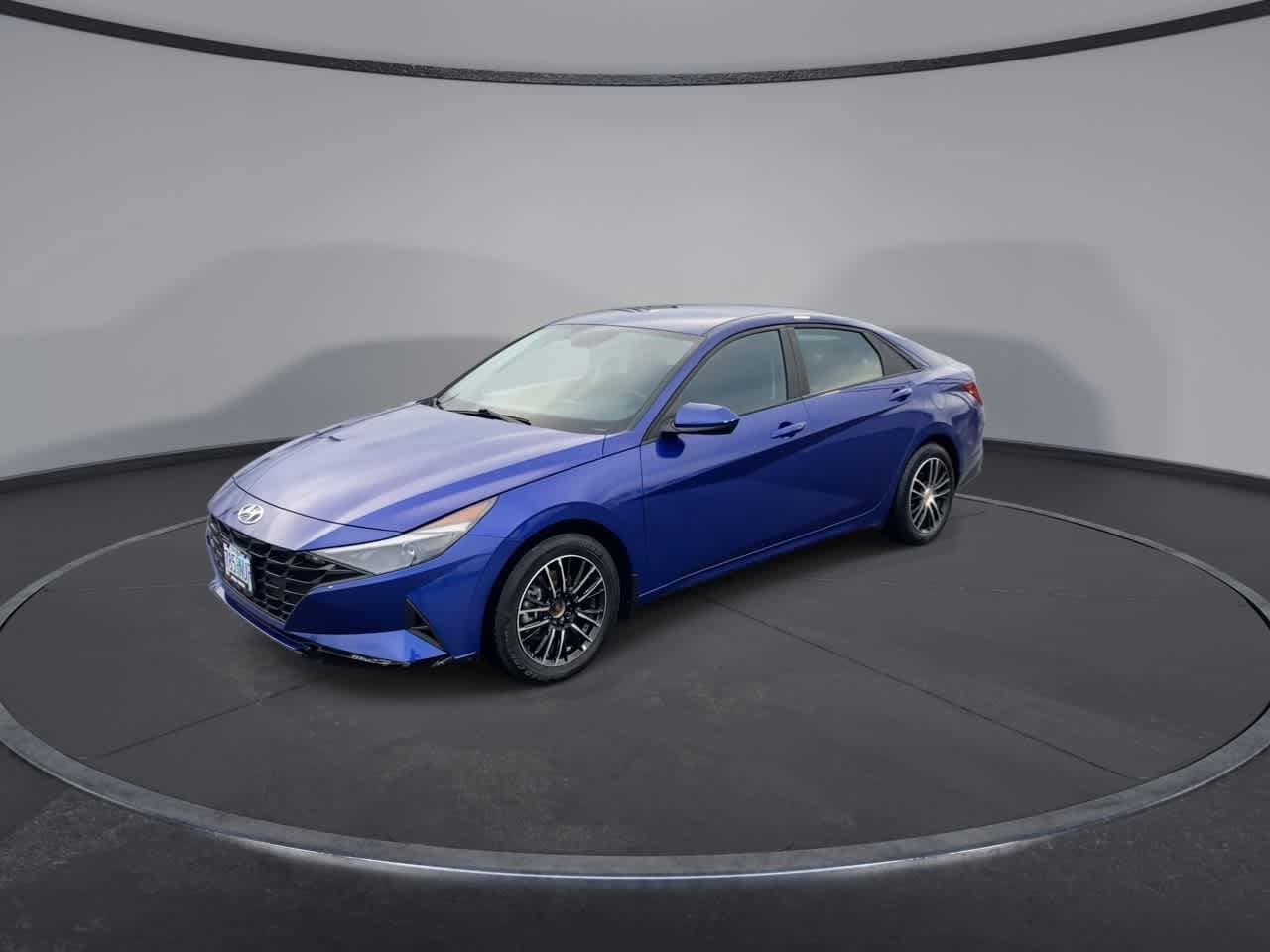Thumbnail: 2023 Hyundai Elantra - 4