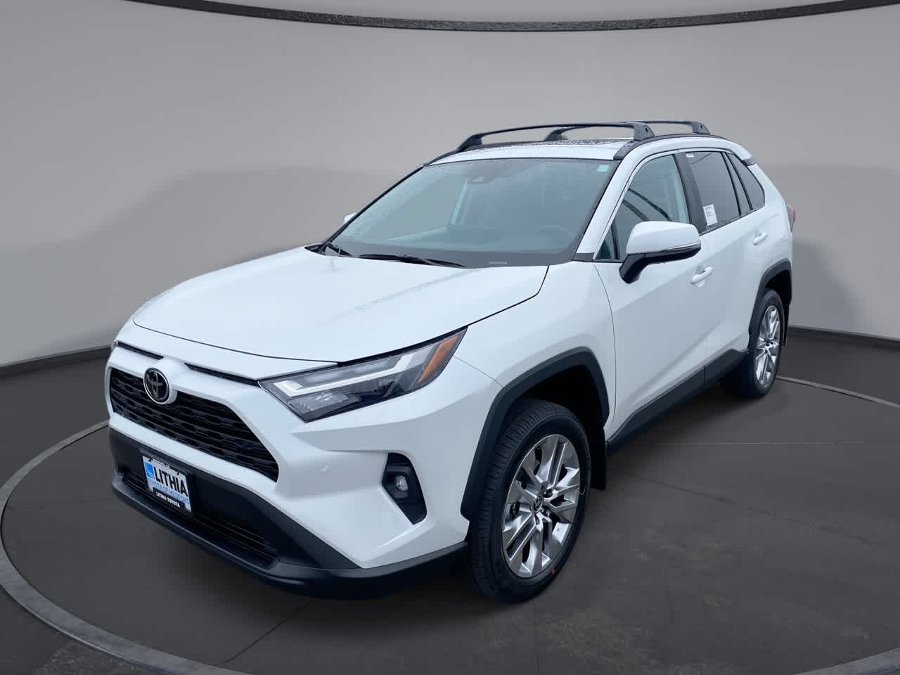 2025 Toyota RAV4 XLE Premium's photo