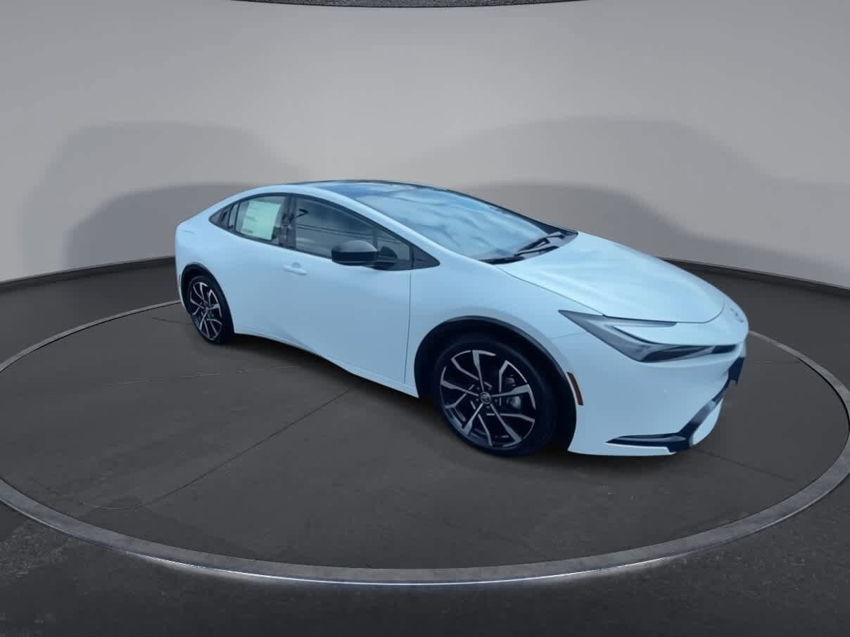 Thumbnail: 2024 Toyota Prius Prime - 2