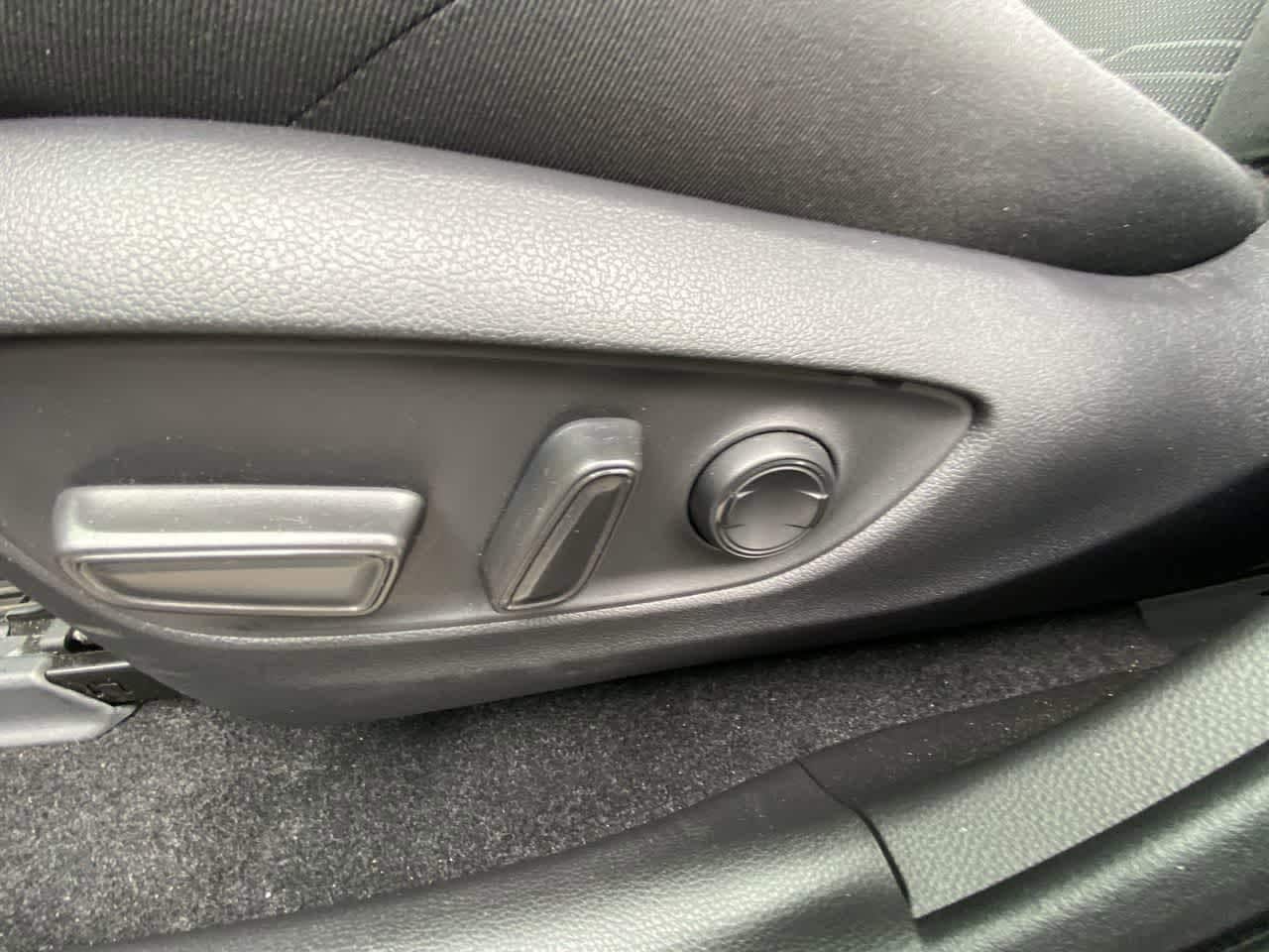 Thumbnail: 2024 Toyota RAV4 - 12