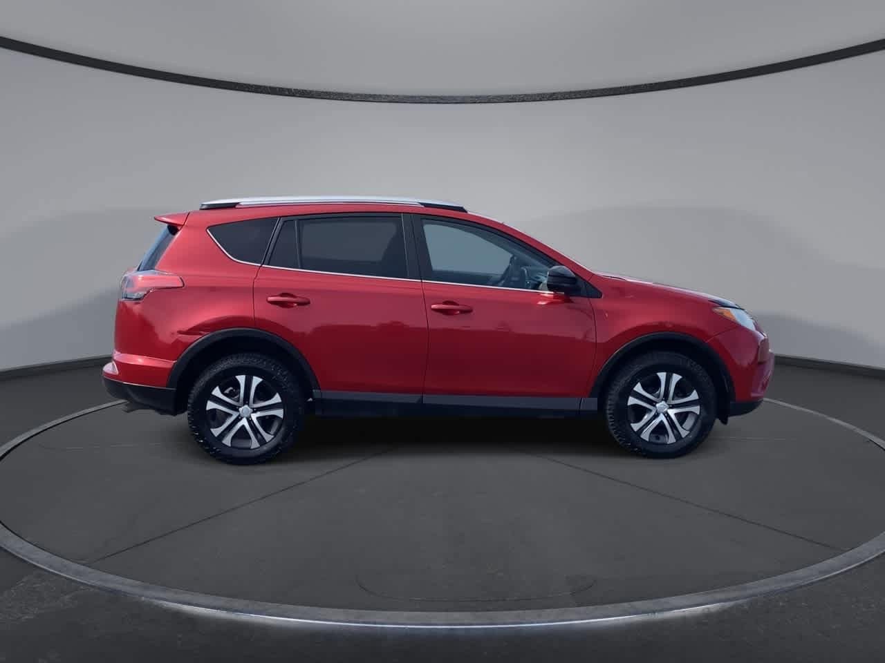 Thumbnail: 2016 Toyota RAV4 - 2
