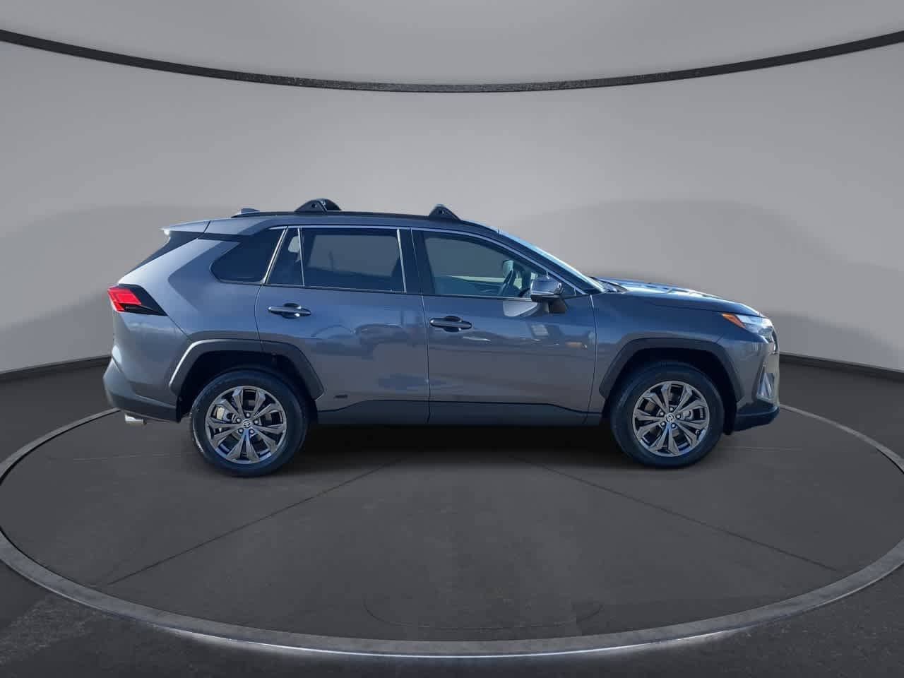Thumbnail: 2023 Toyota RAV4 - 9