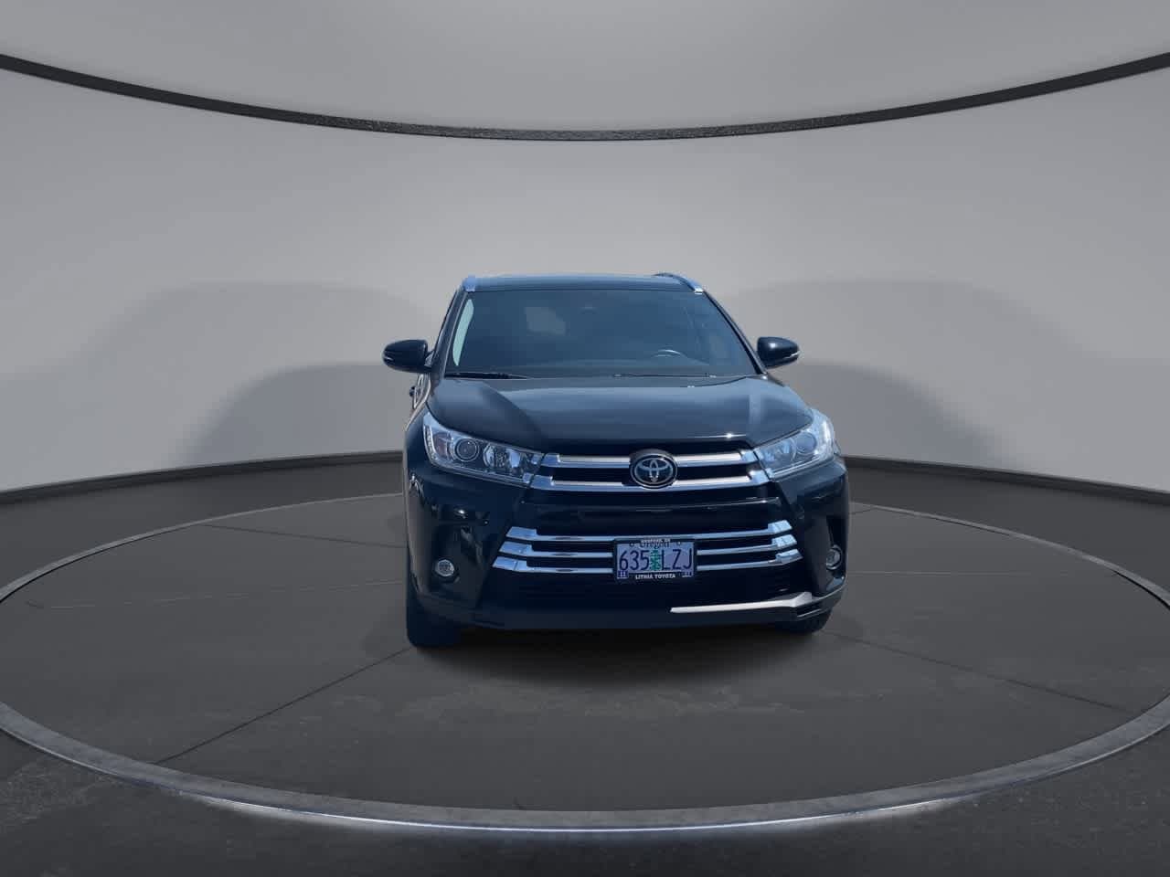 Thumbnail: 2019 Toyota Highlander - 4