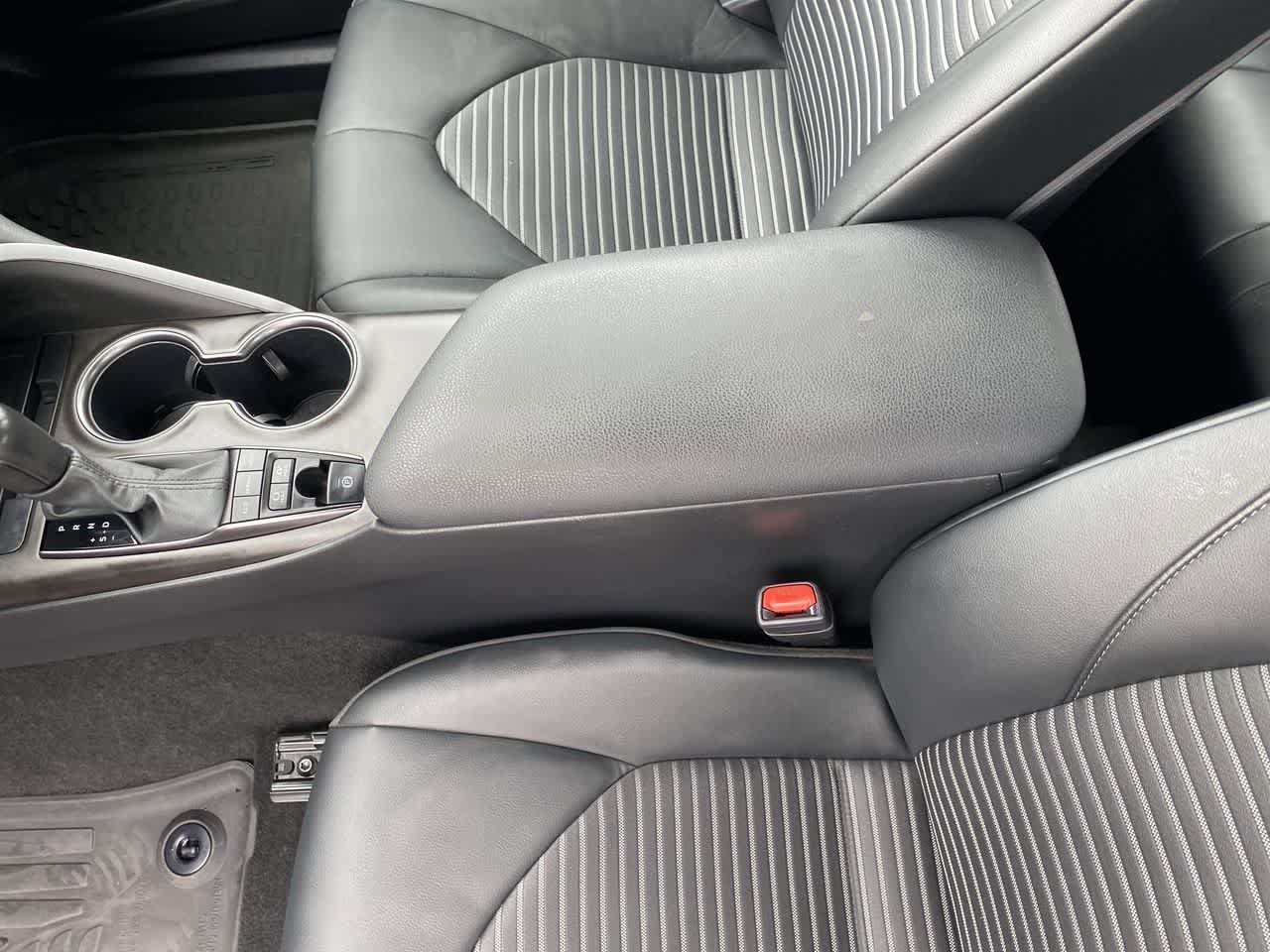 Thumbnail: 2024 Toyota Camry - 20