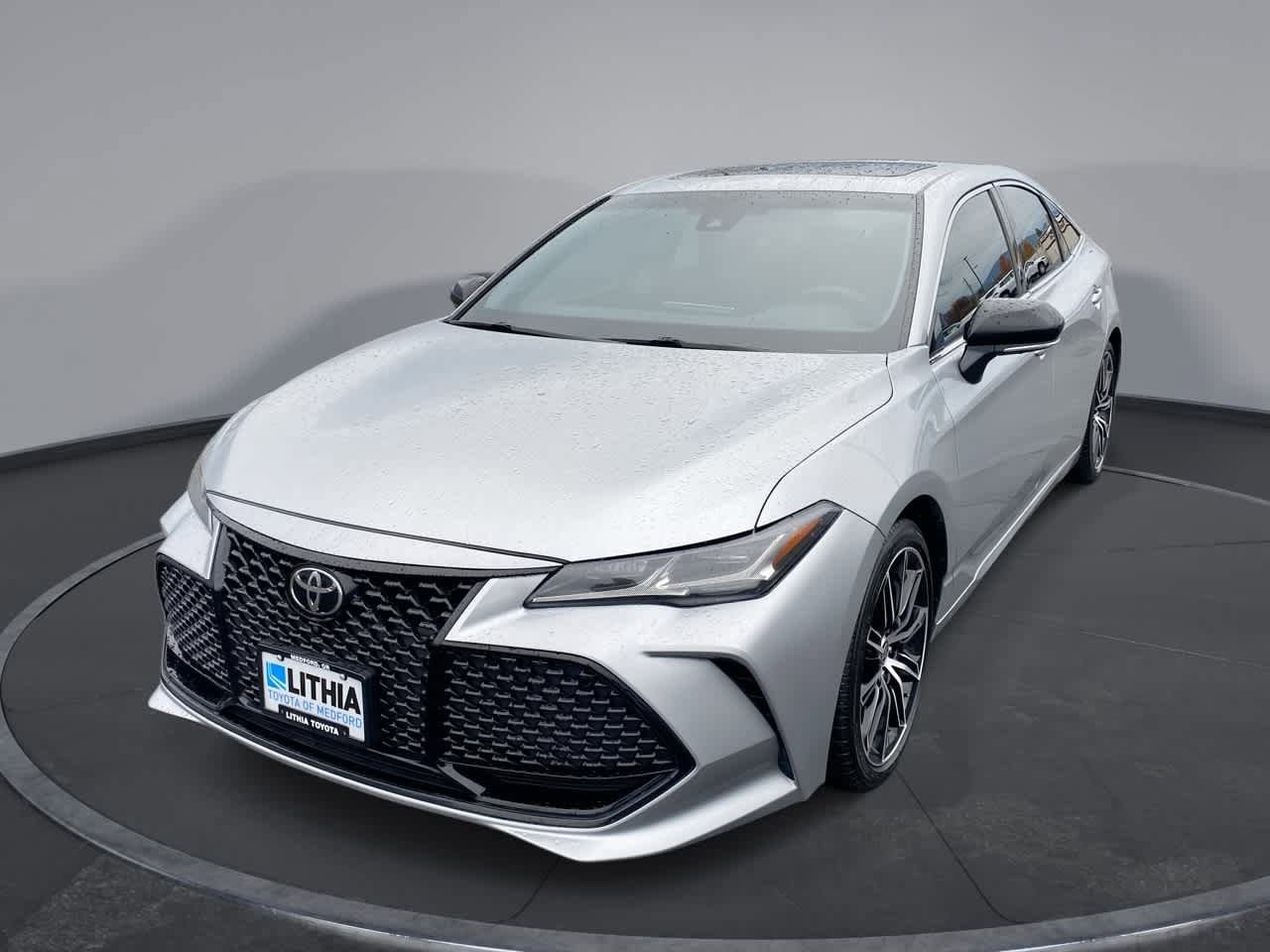 2022 Toyota Avalon Touring -
                  Medford, OR