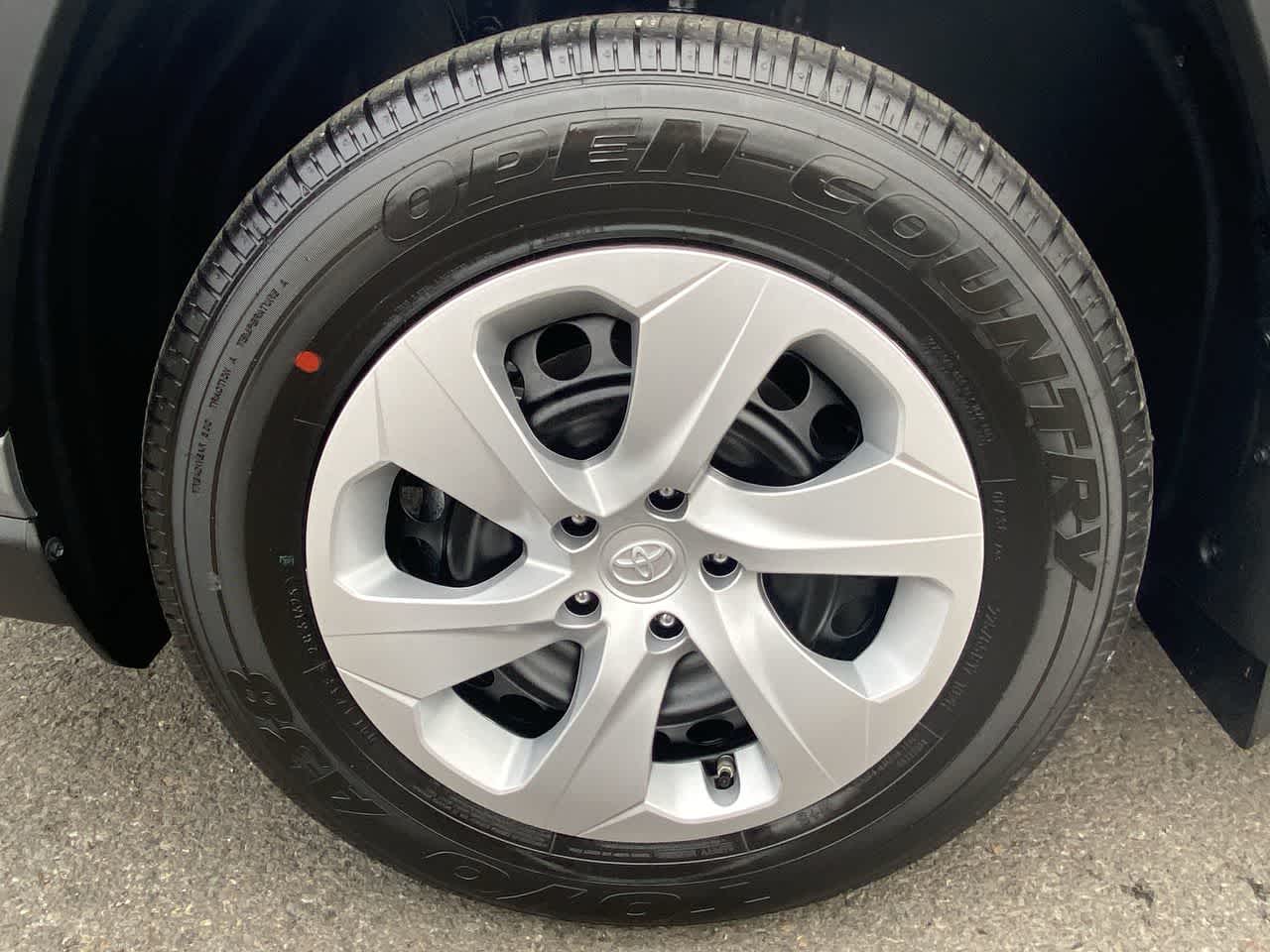 Thumbnail: 2025 Toyota RAV4 - 10