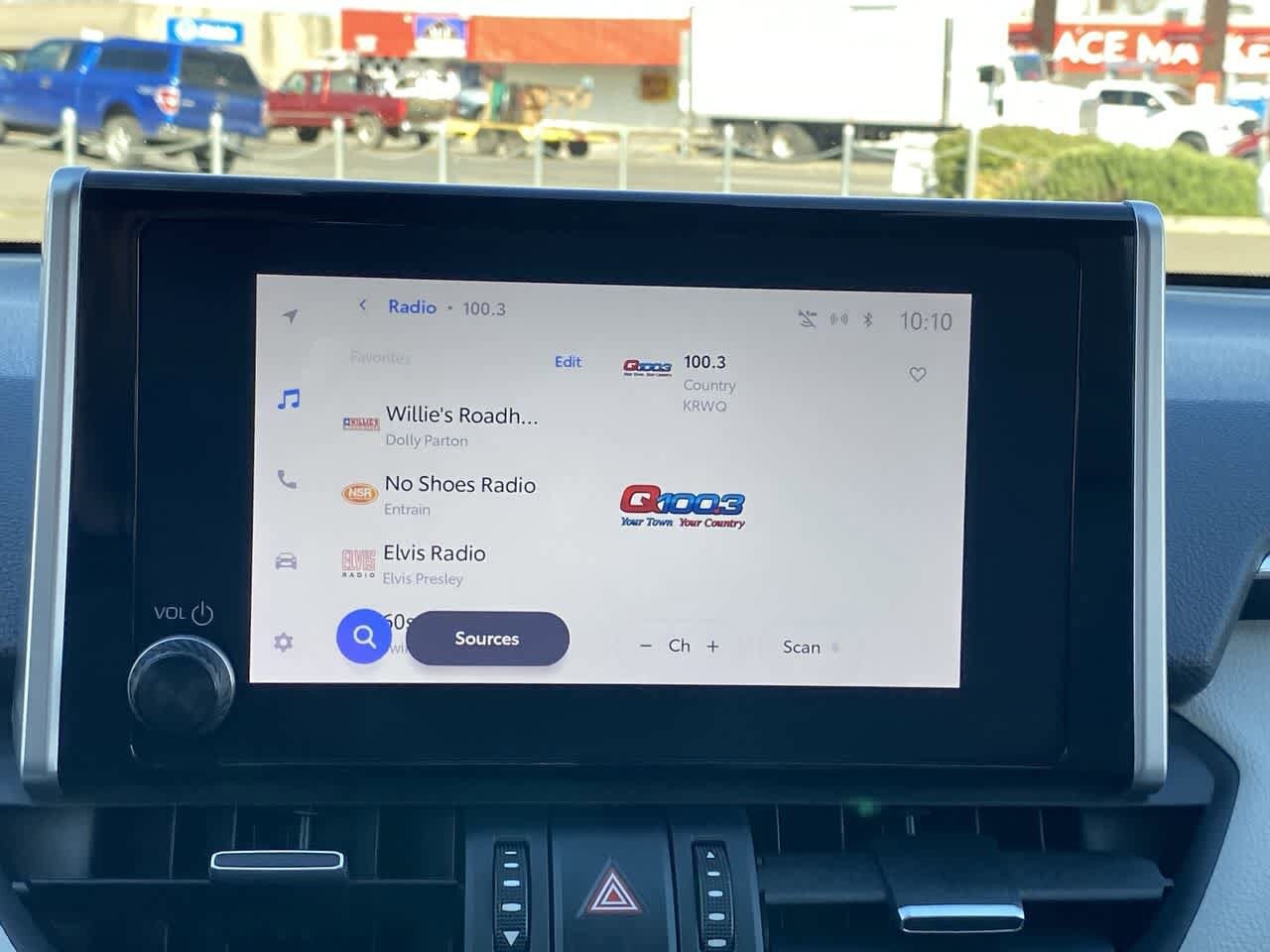 Thumbnail: 2023 Toyota RAV4 - 16