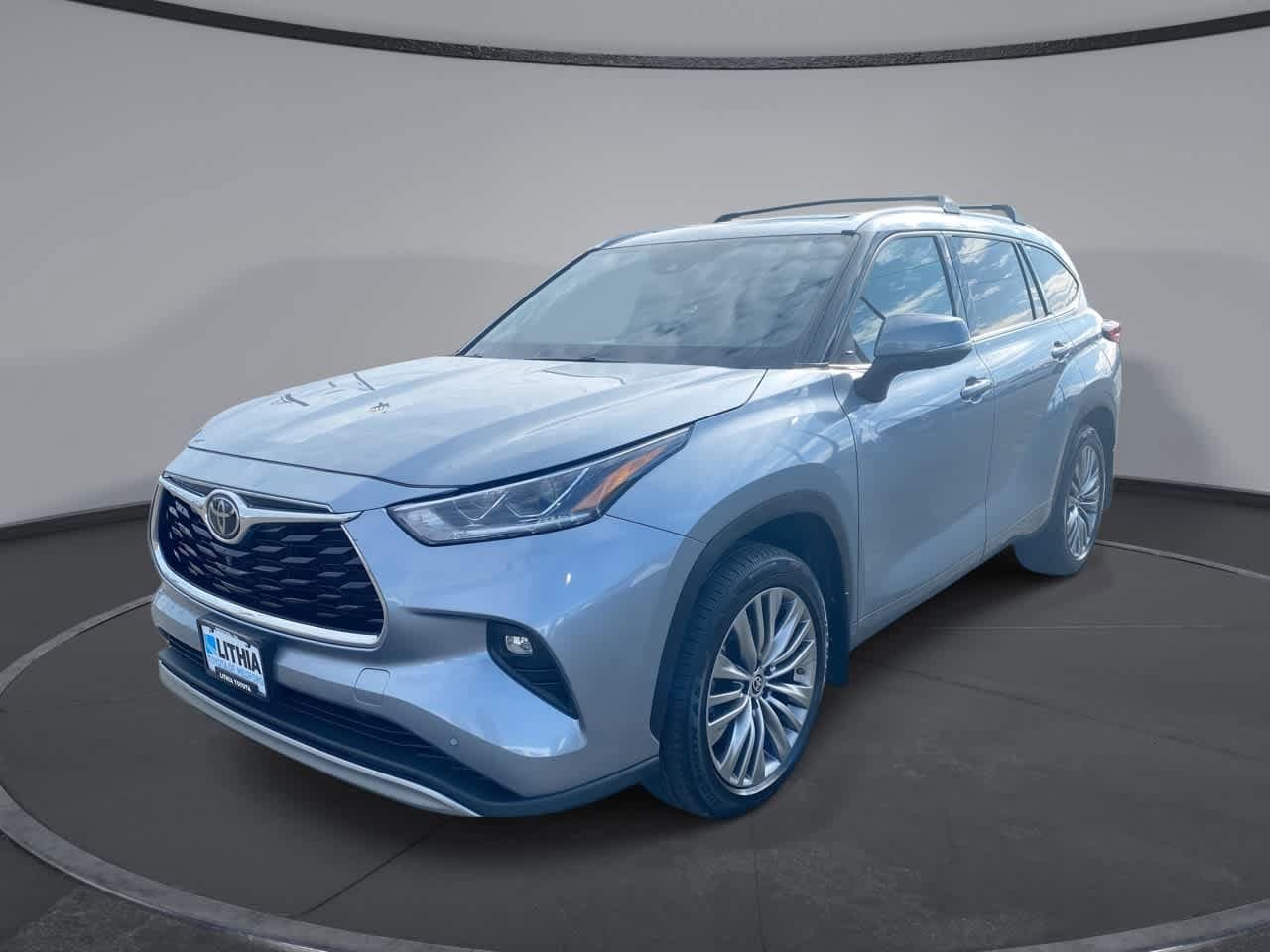 Thumbnail: 2021 Toyota Highlander - 1