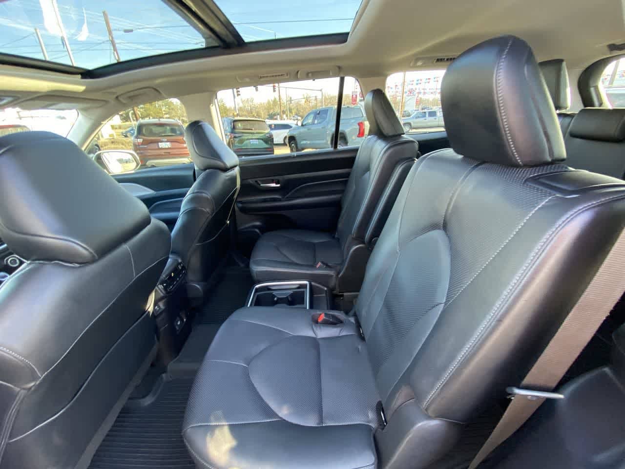 Thumbnail: 2024 Toyota Grand Highlander - 22