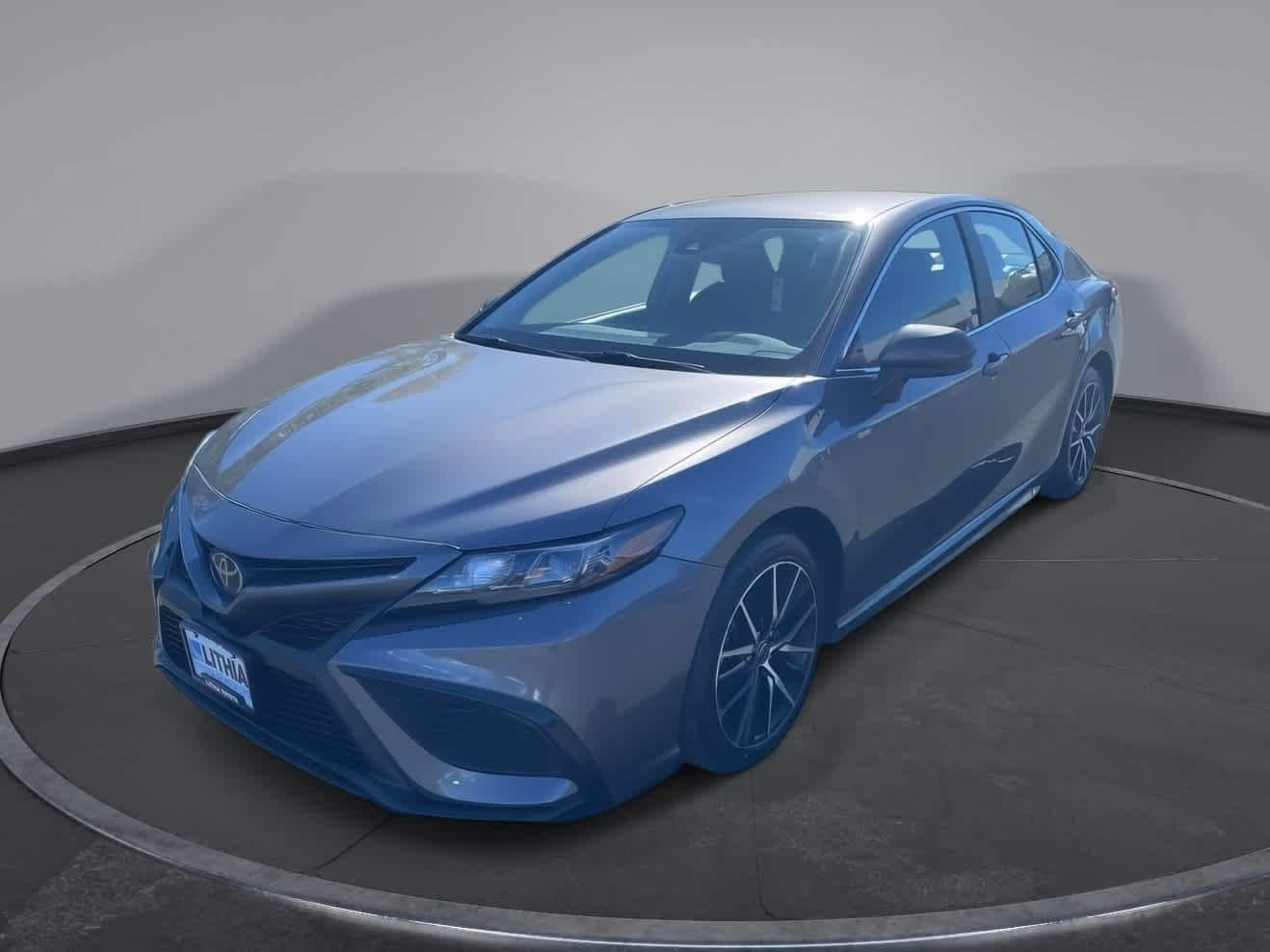 2021 Toyota Camry SE -
                Medford, OR