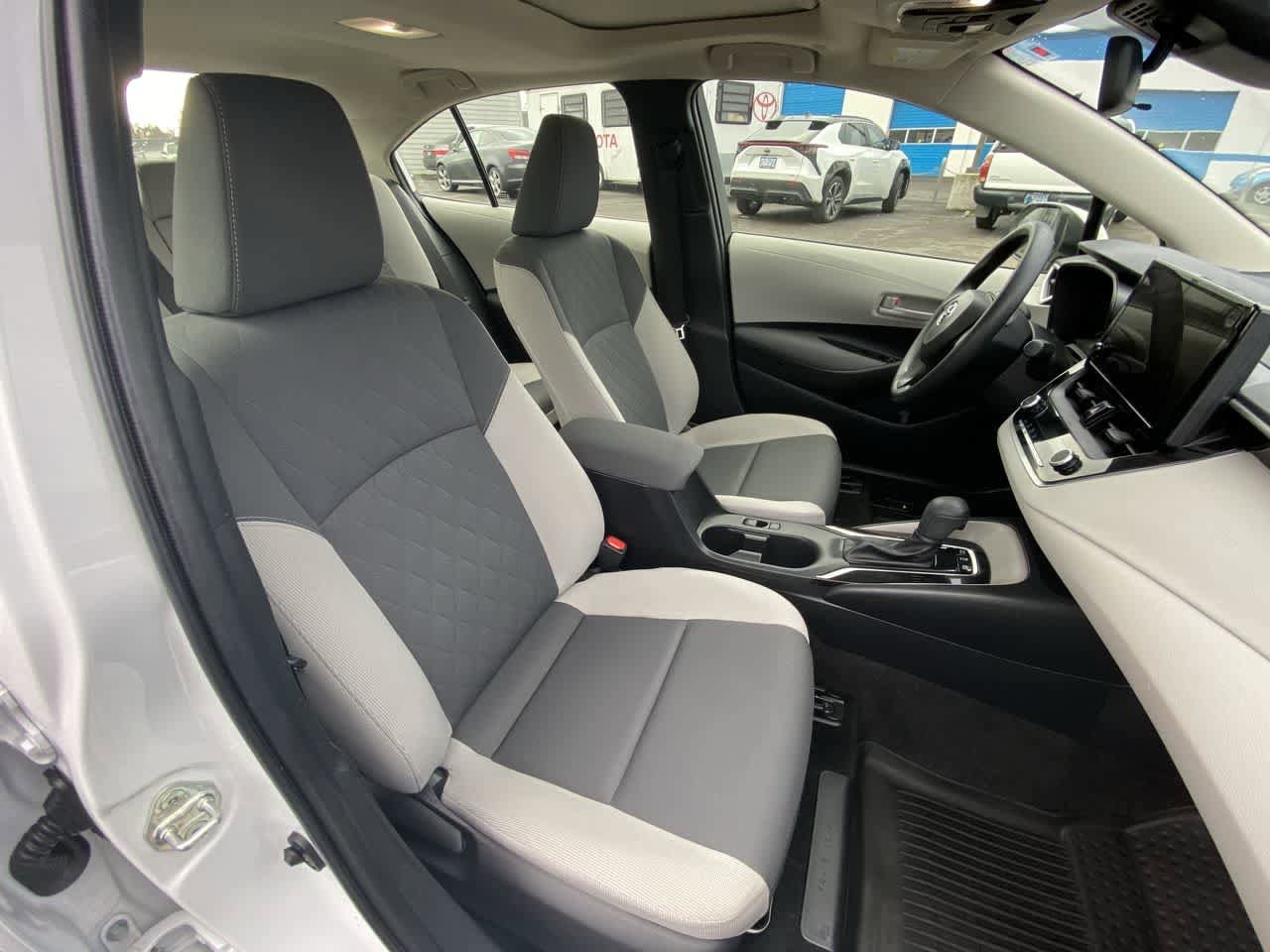 Thumbnail: 2023 Toyota Corolla - 24