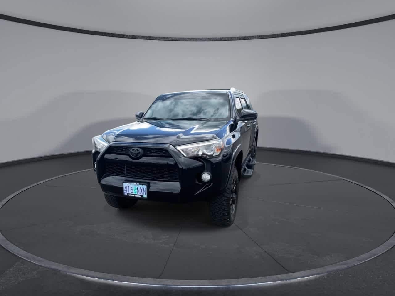 Thumbnail: 2018 Toyota 4Runner - 3