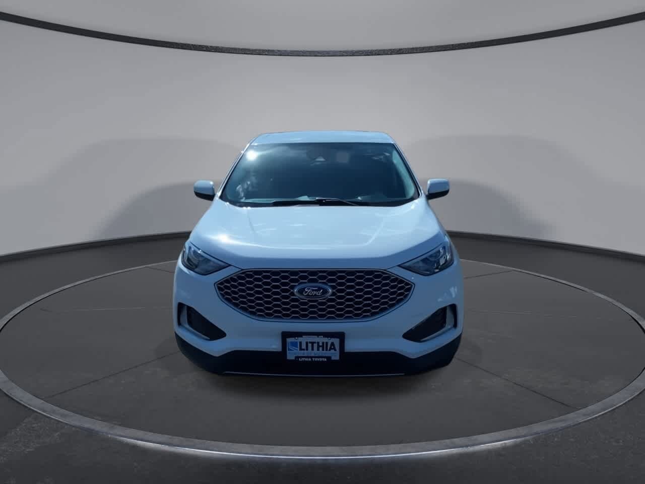 2024 Ford Edge SEL photo 3