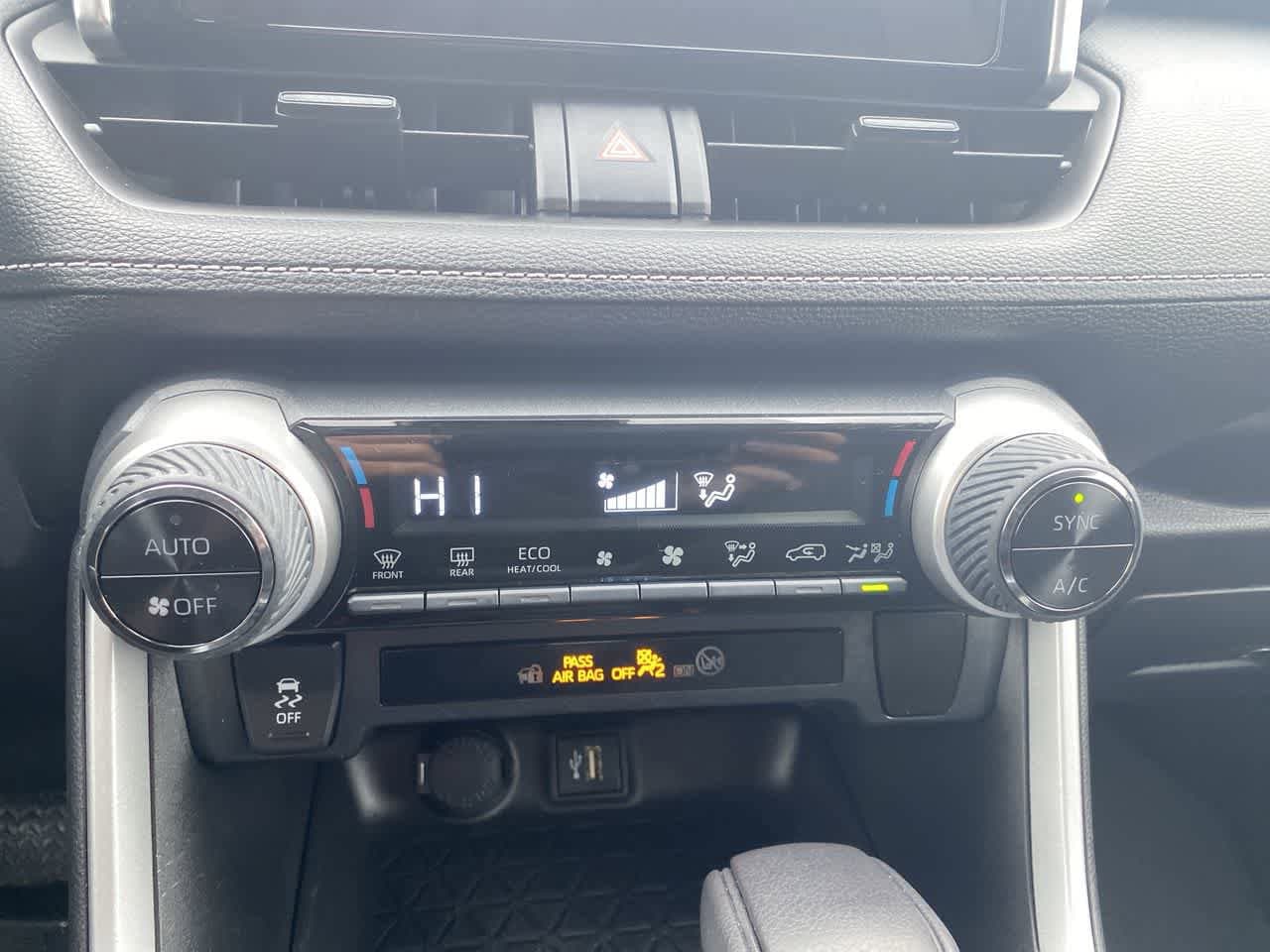 Thumbnail: 2023 Toyota RAV4 - 18