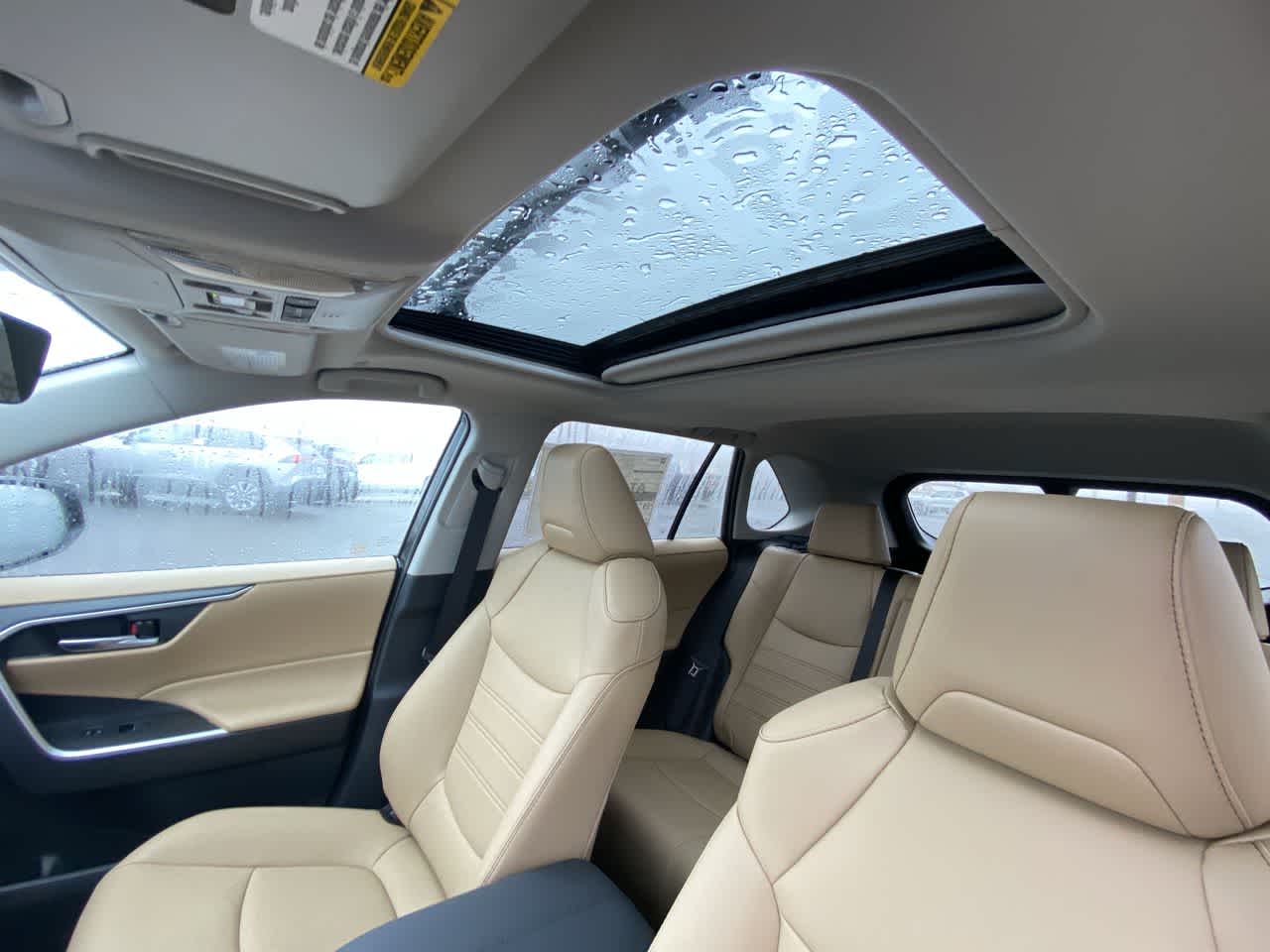 Thumbnail: 2025 Toyota RAV4 - 21