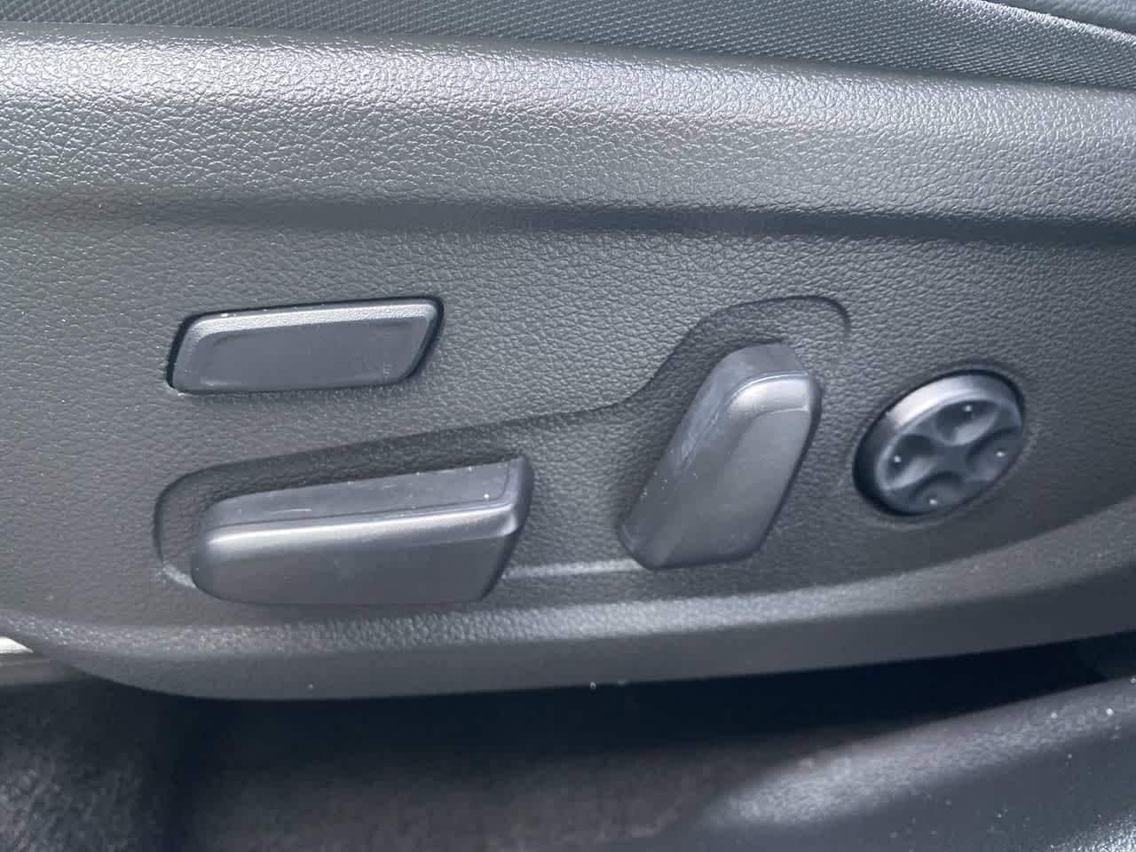 Thumbnail: 2023 Hyundai Santa Fe - 12