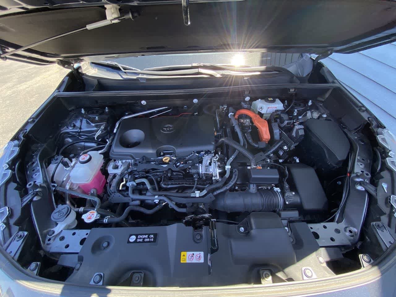 Thumbnail: 2021 Toyota RAV4 - 24