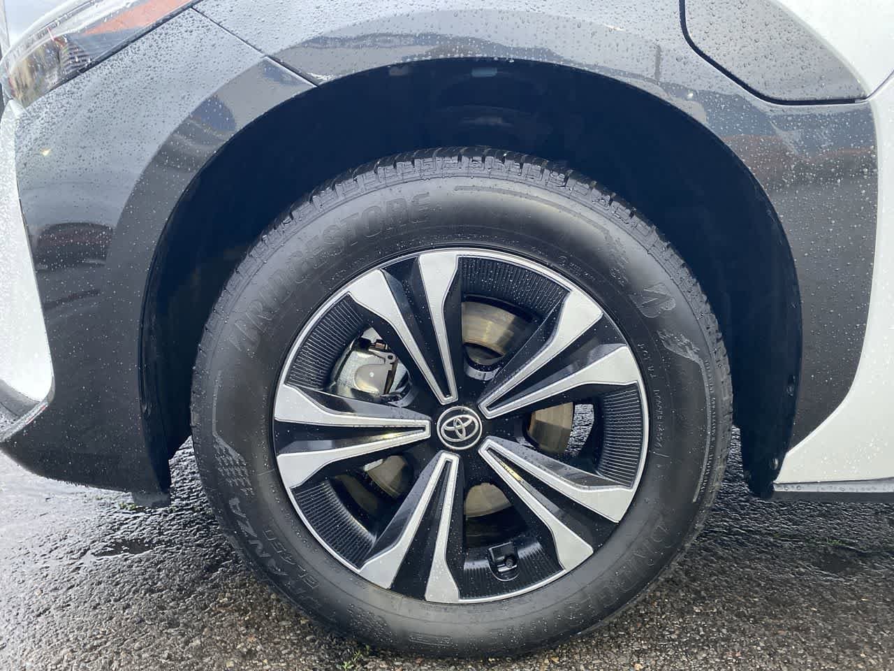 Thumbnail: 2025 Toyota bZ4X - 10