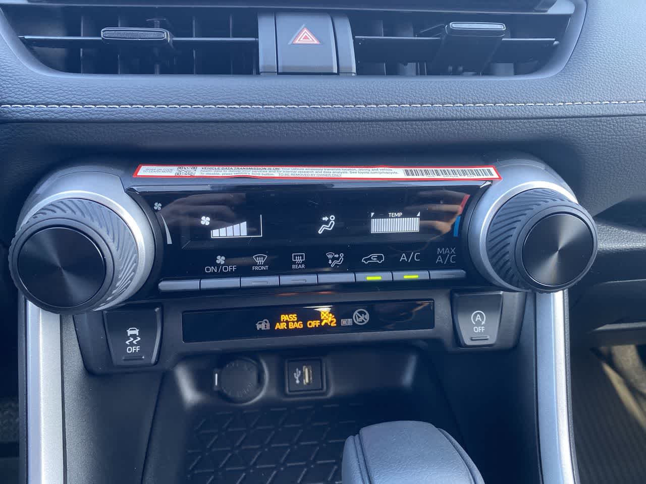 Thumbnail: 2025 Toyota RAV4 - 18