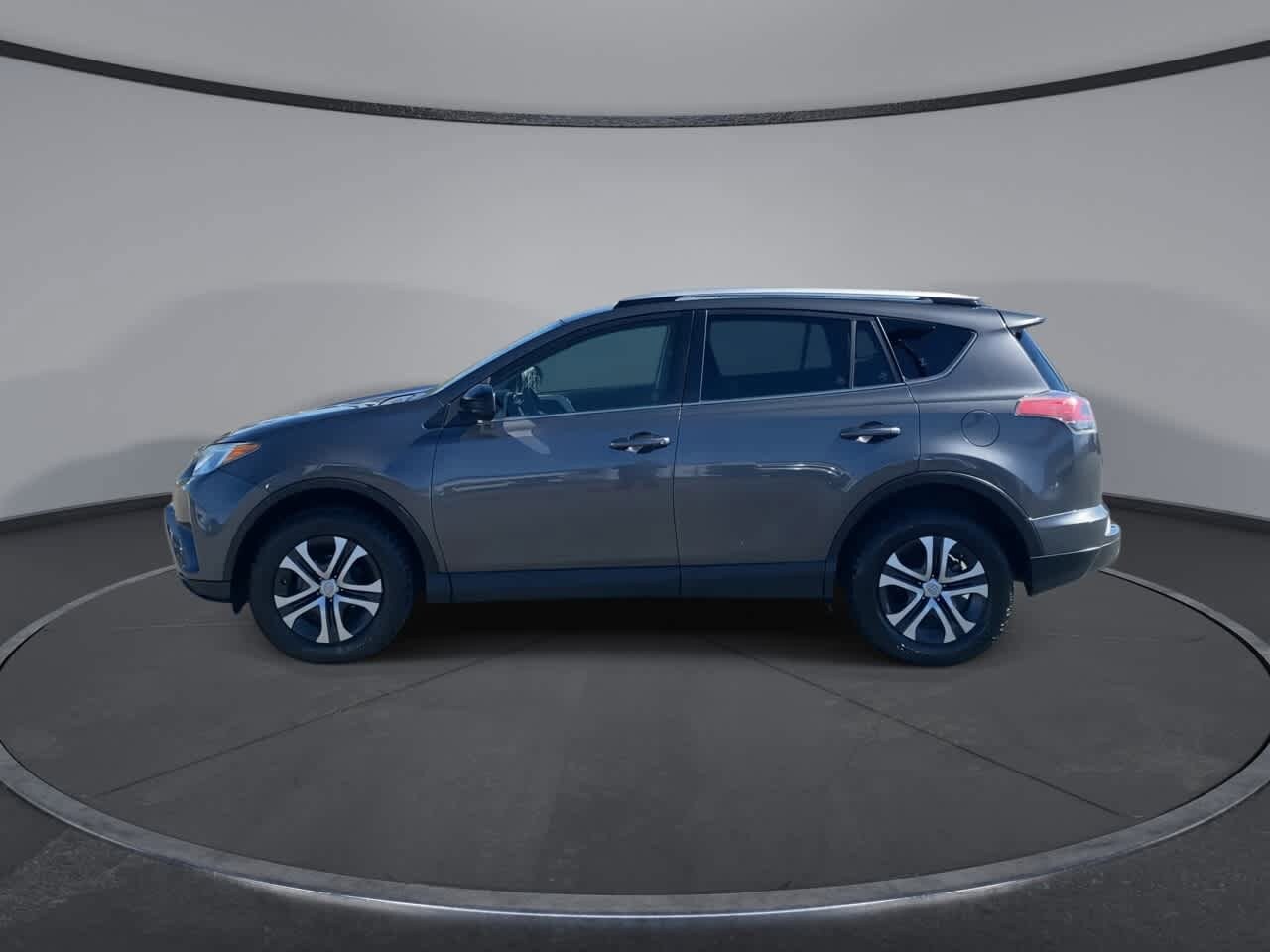 Thumbnail: 2016 Toyota RAV4 - 5